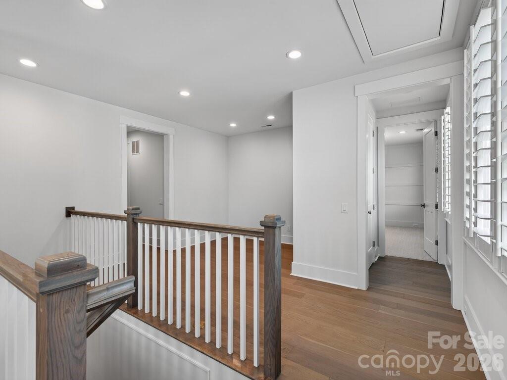 McLean - South Shore - Residential