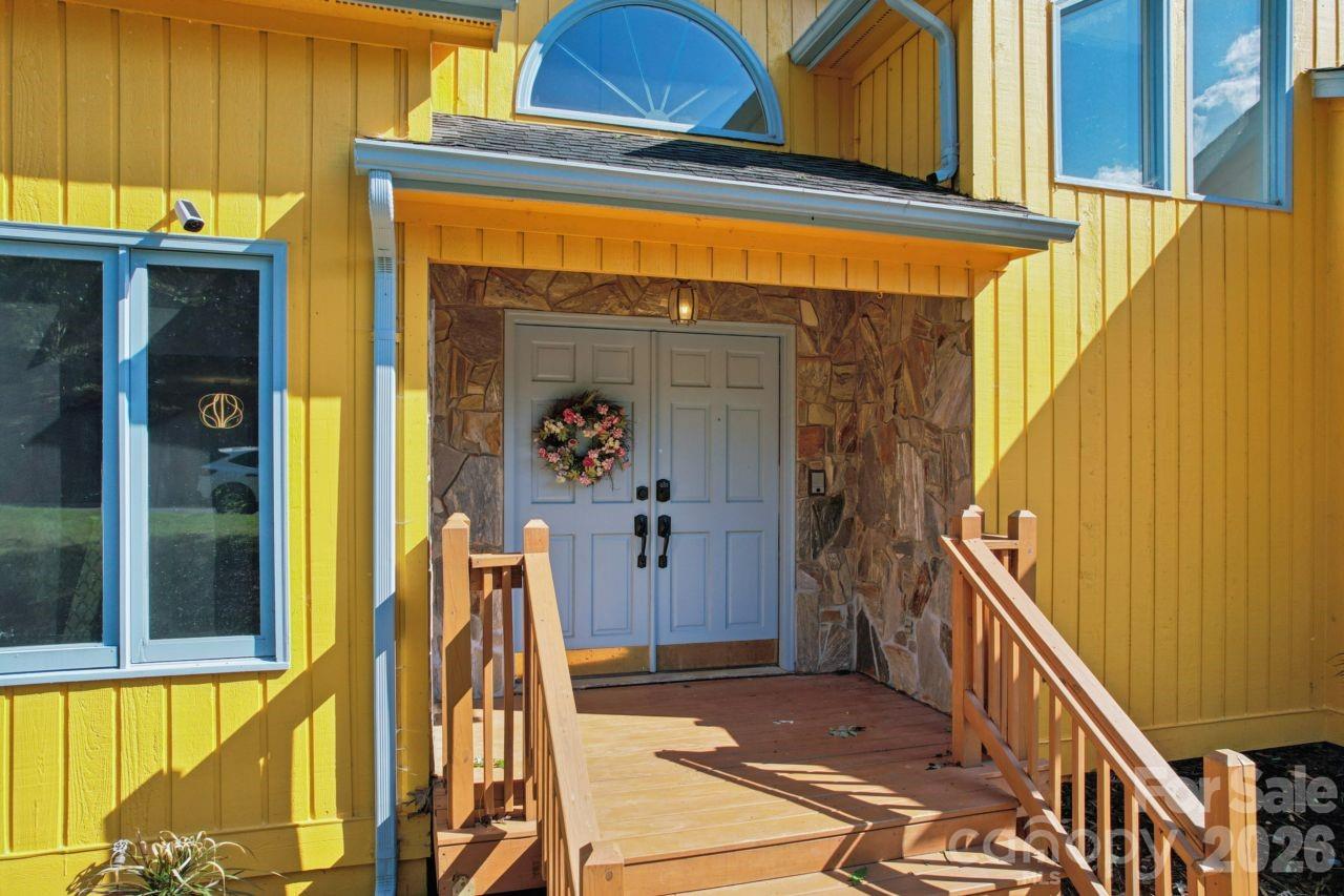 Tega Cay - Residential