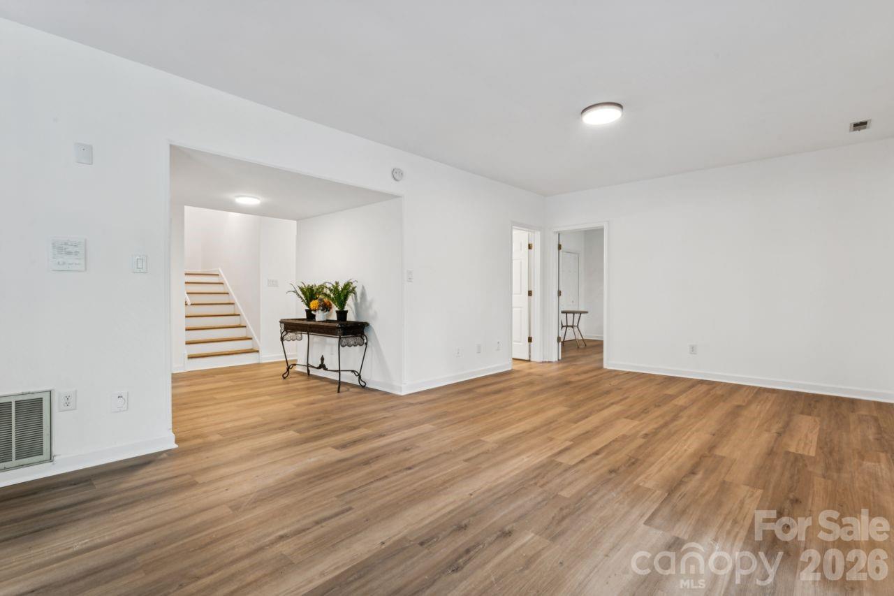 Tega Cay - Residential