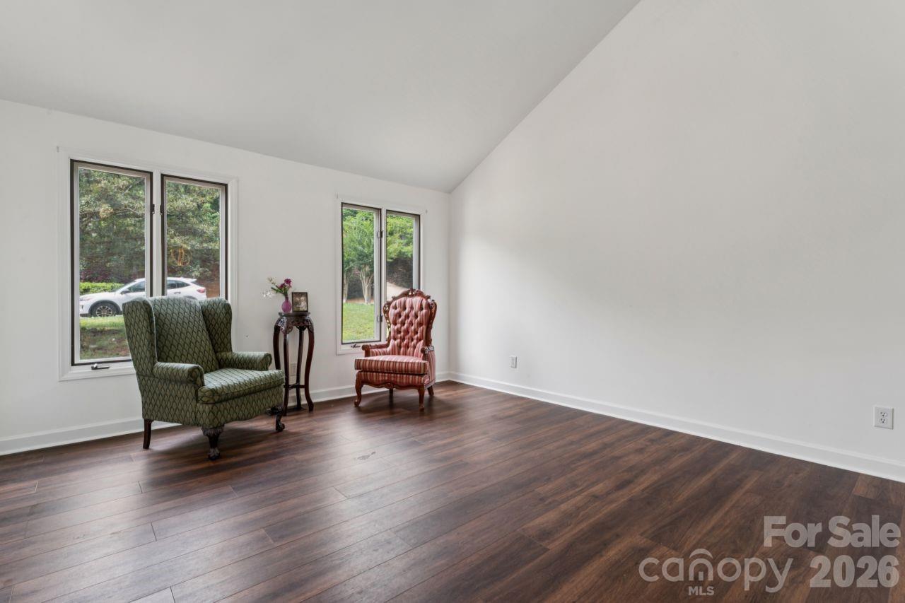Tega Cay - Residential