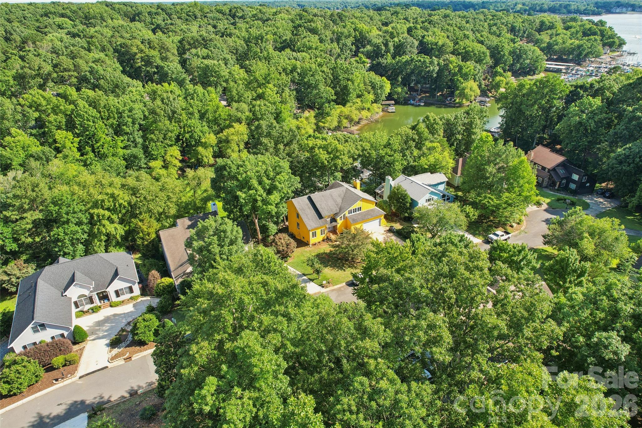 Tega Cay - Residential
