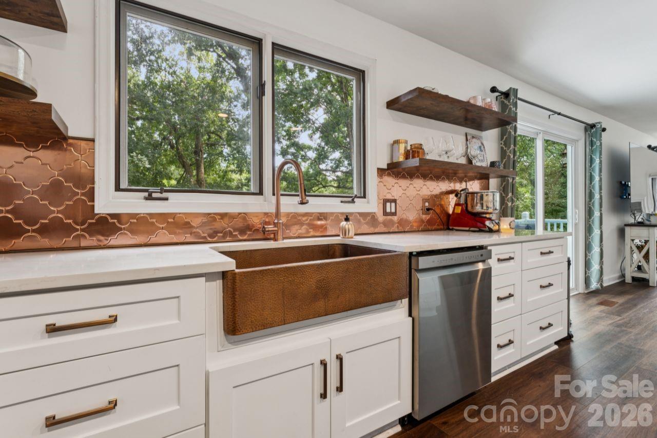 Tega Cay - Residential