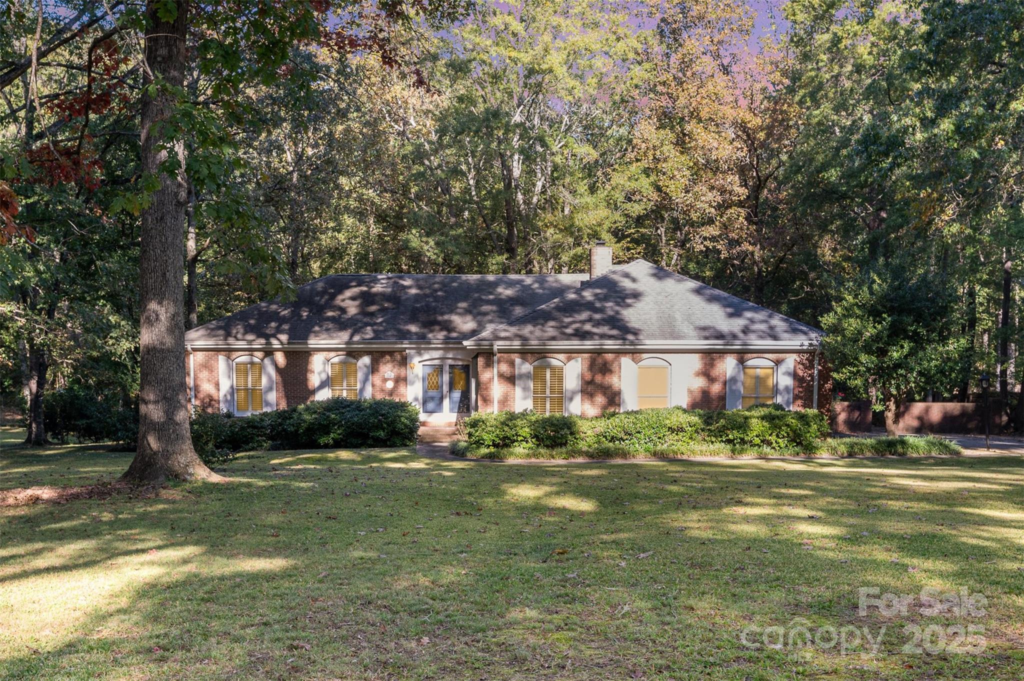 Country Club Estates - Residential
