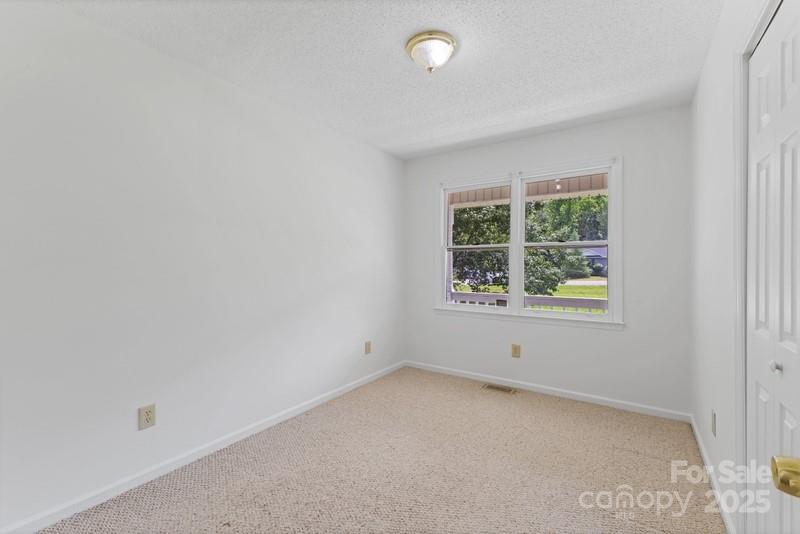 Green peach orchard - Residential