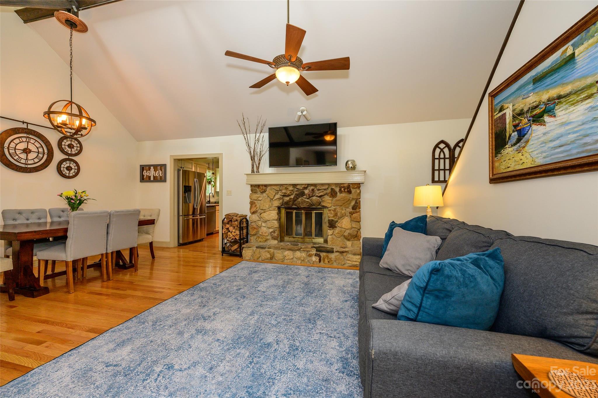 Tega Cay - Residential