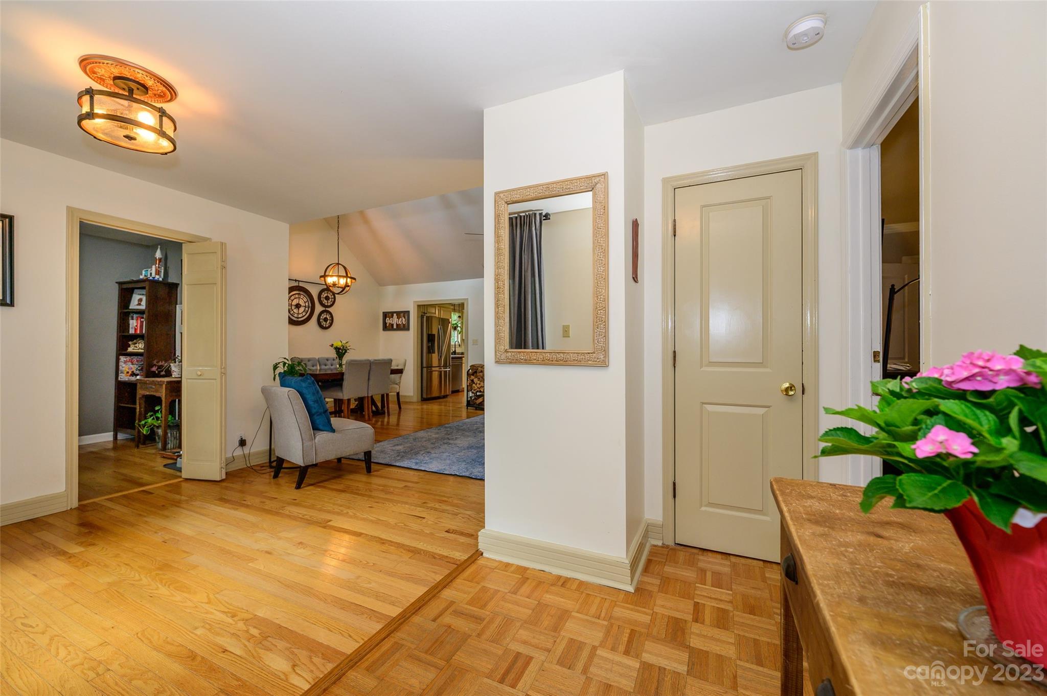 Tega Cay - Residential