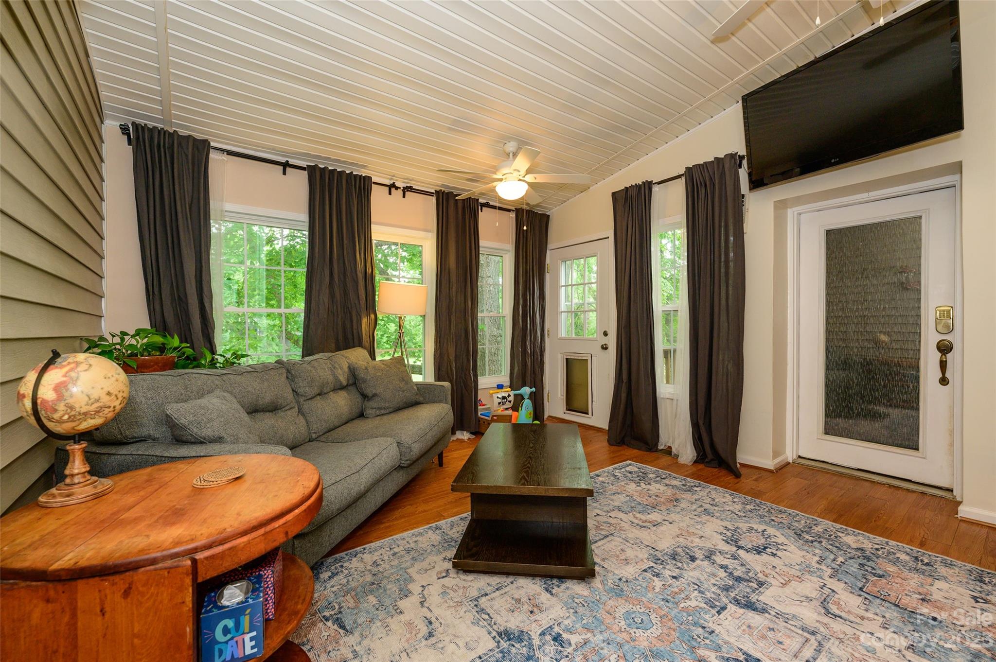 Tega Cay - Residential