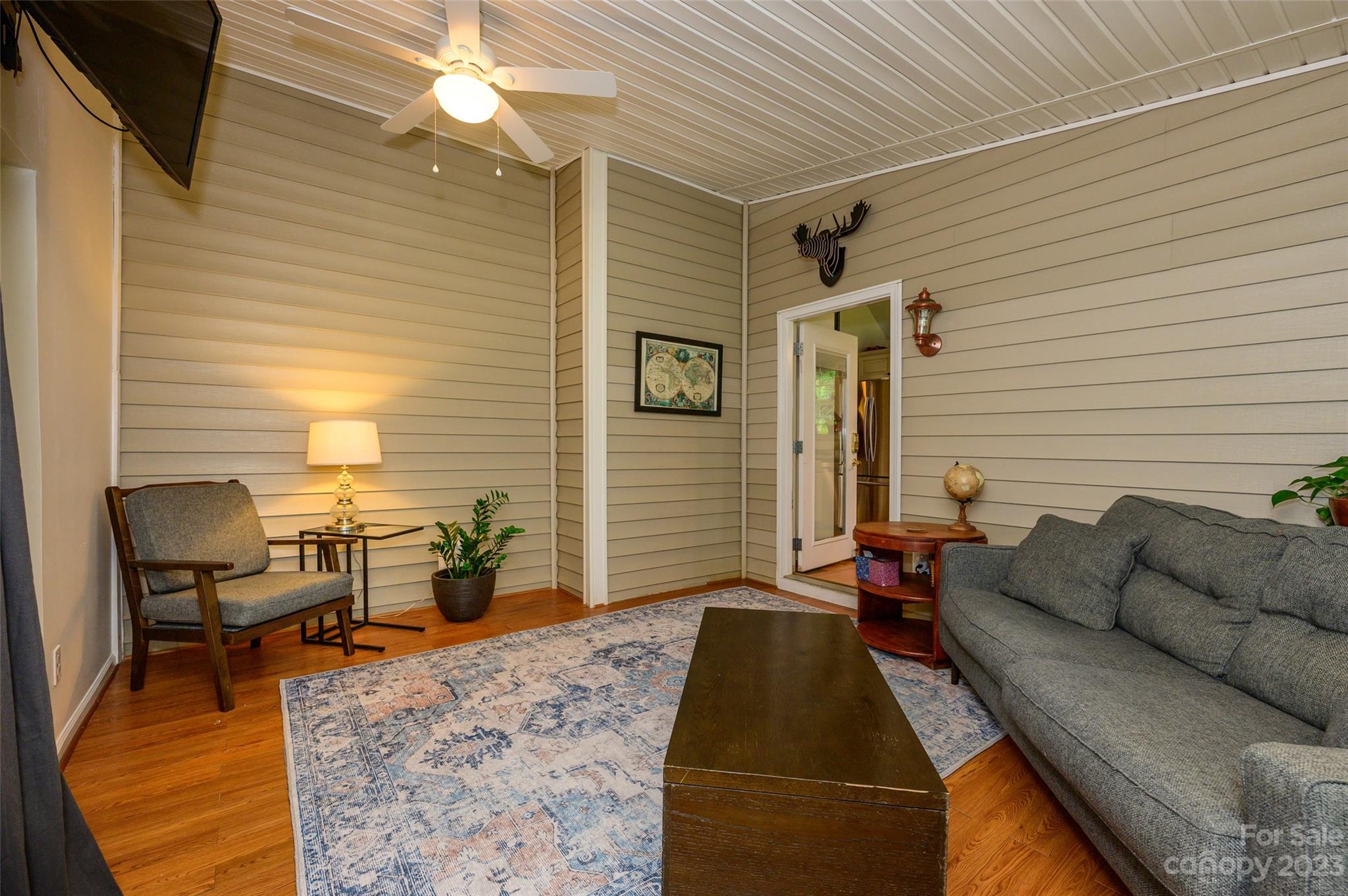Tega Cay - Residential