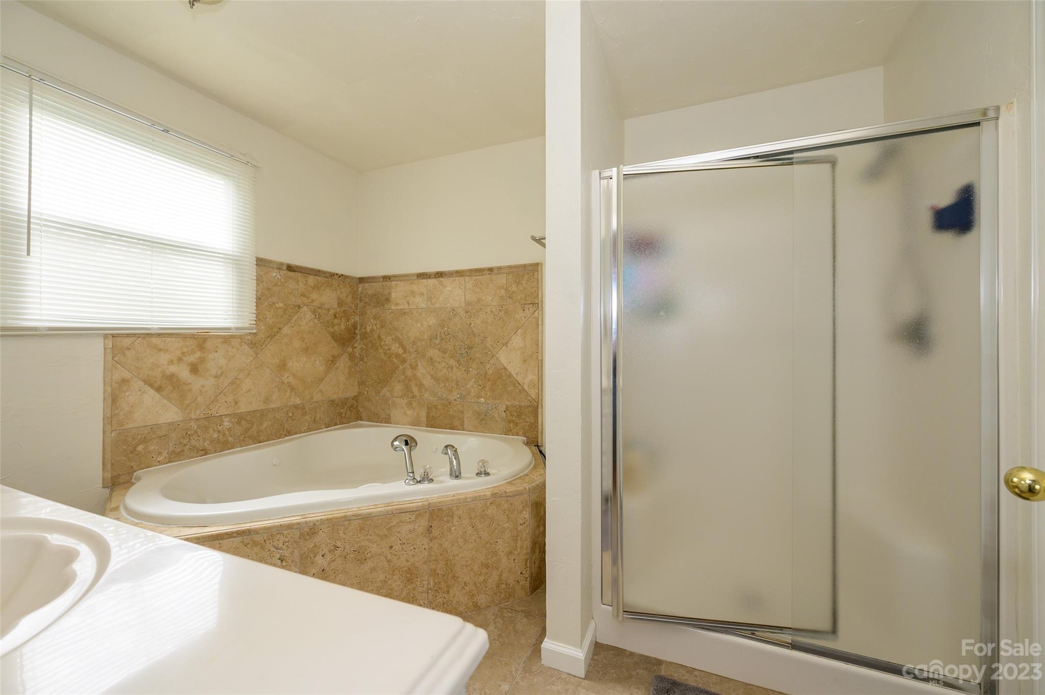 Tega Cay - Residential