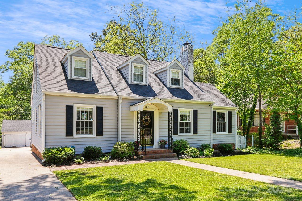 Seventeen Acres - Residential