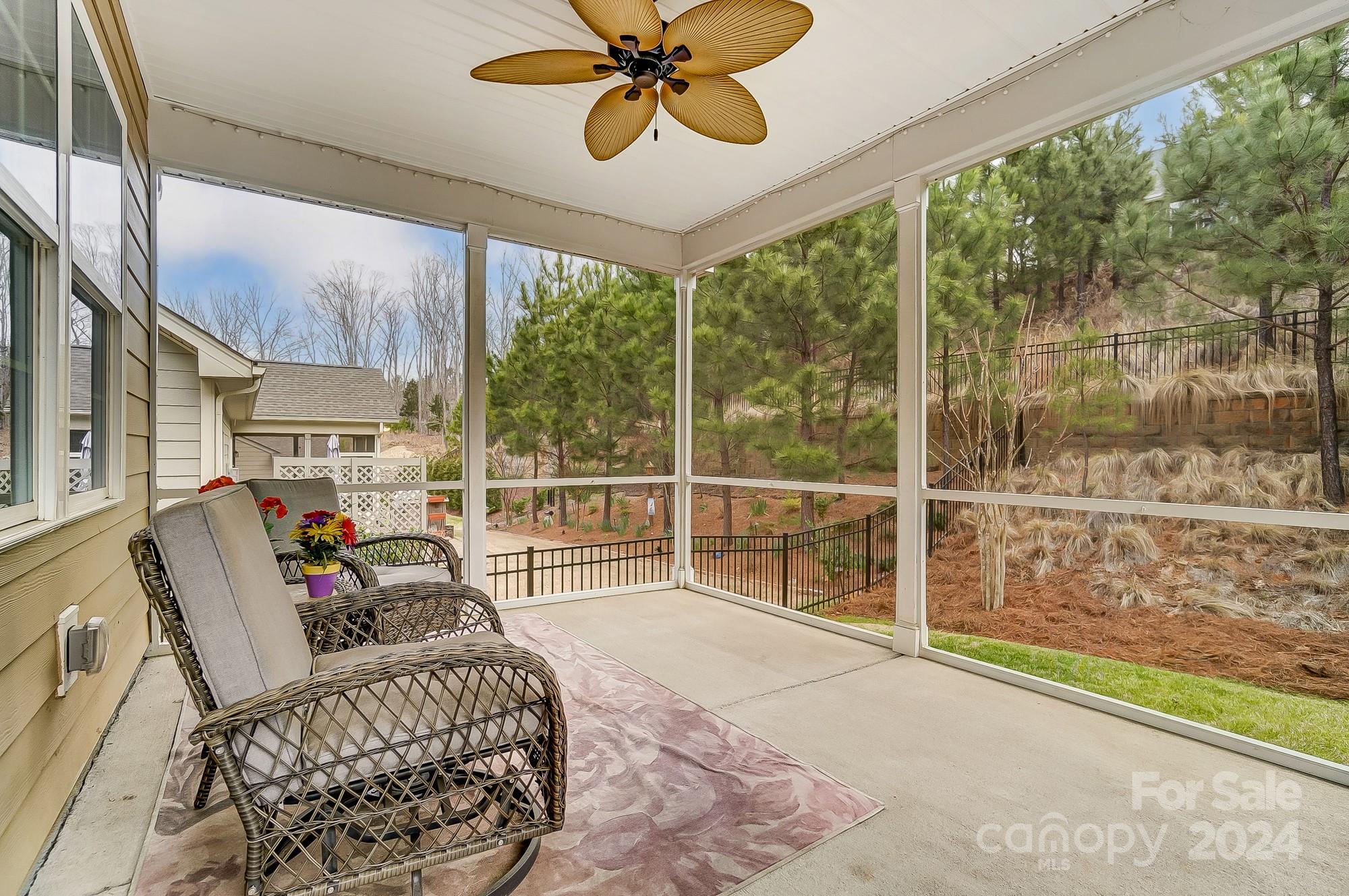 Summerhouse at Paddlers Cove - Residential