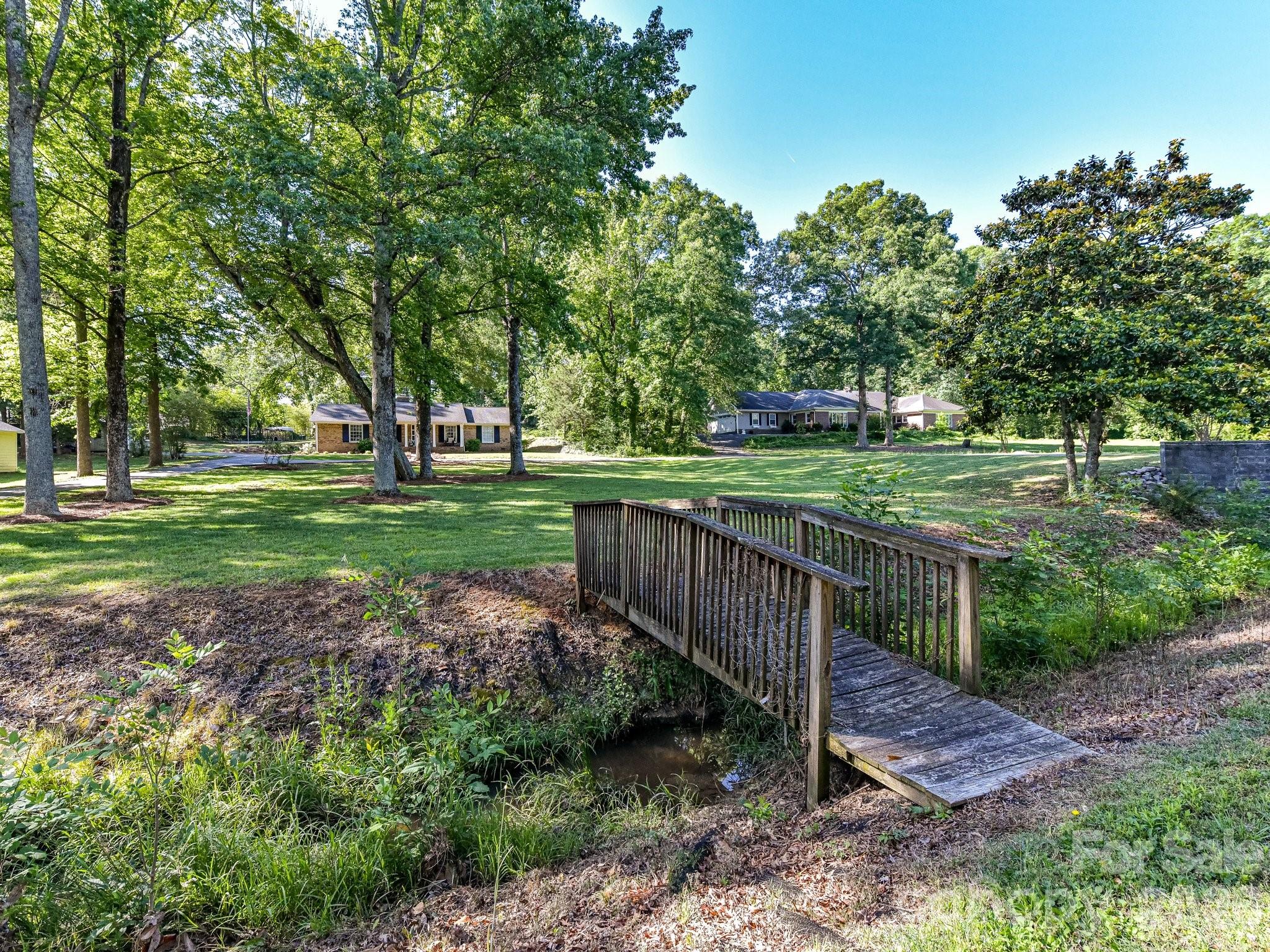 Rolling Hills - Residential