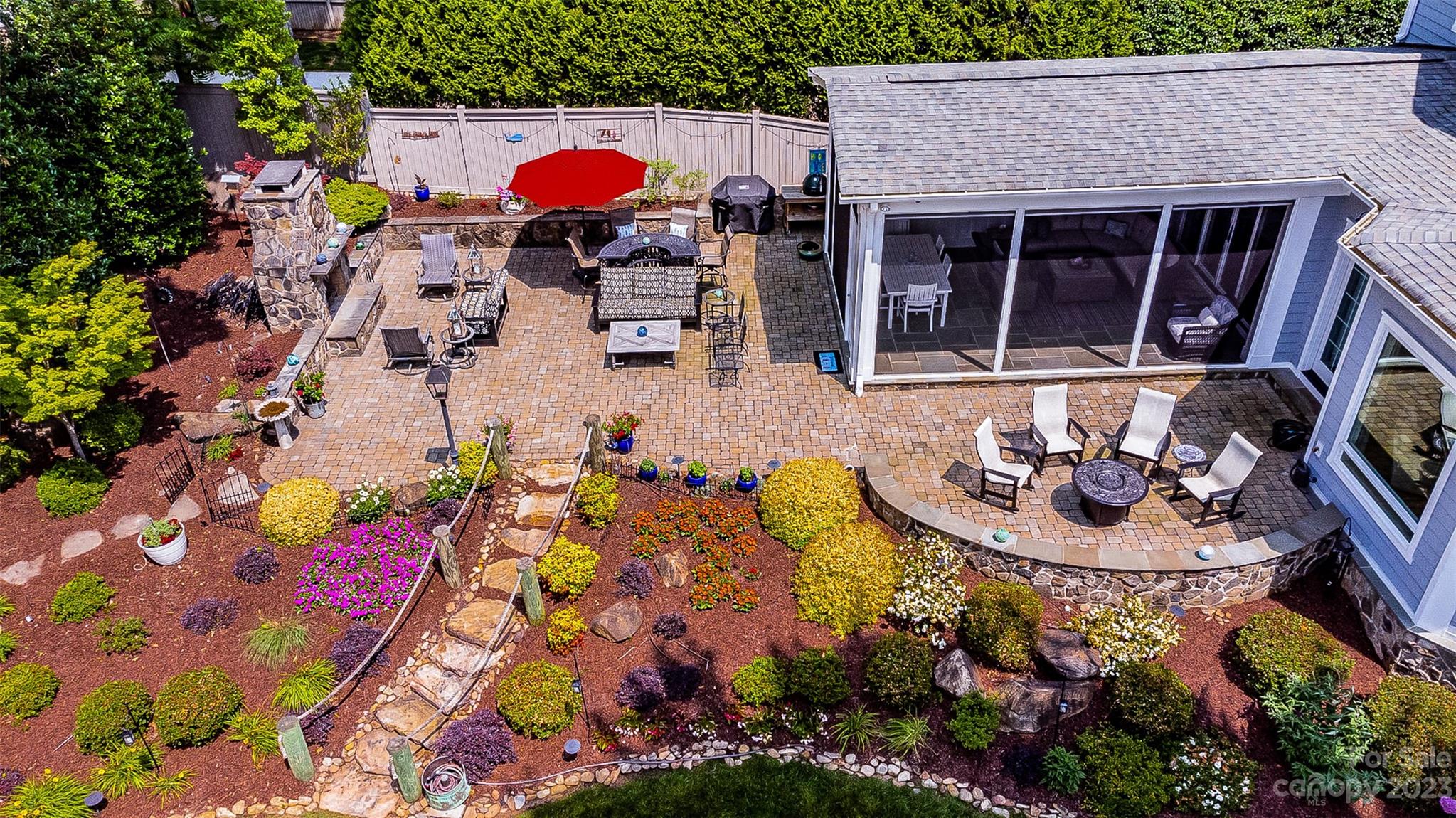 Pointe Regatta - Residential