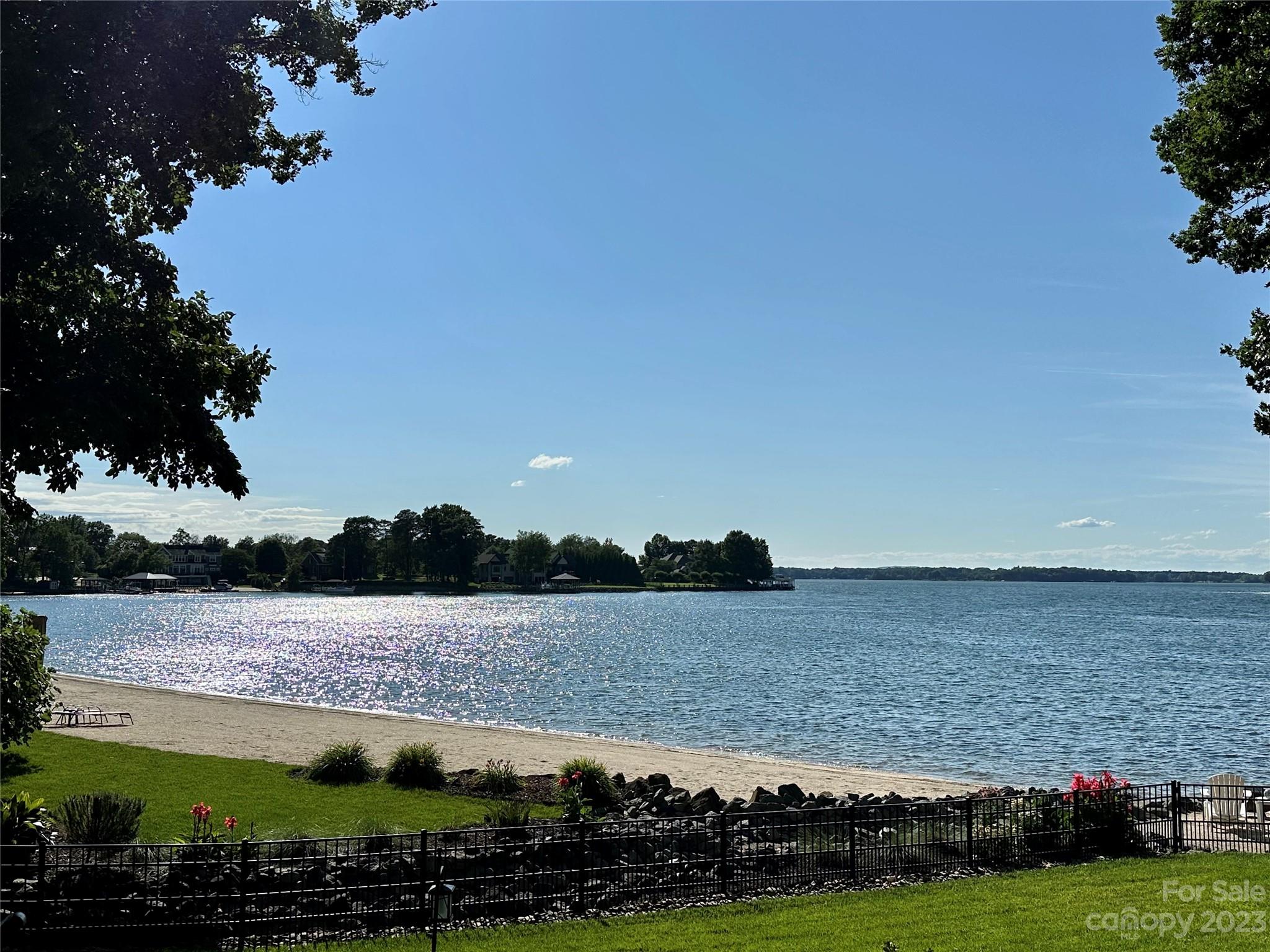 Pointe Regatta - Residential
