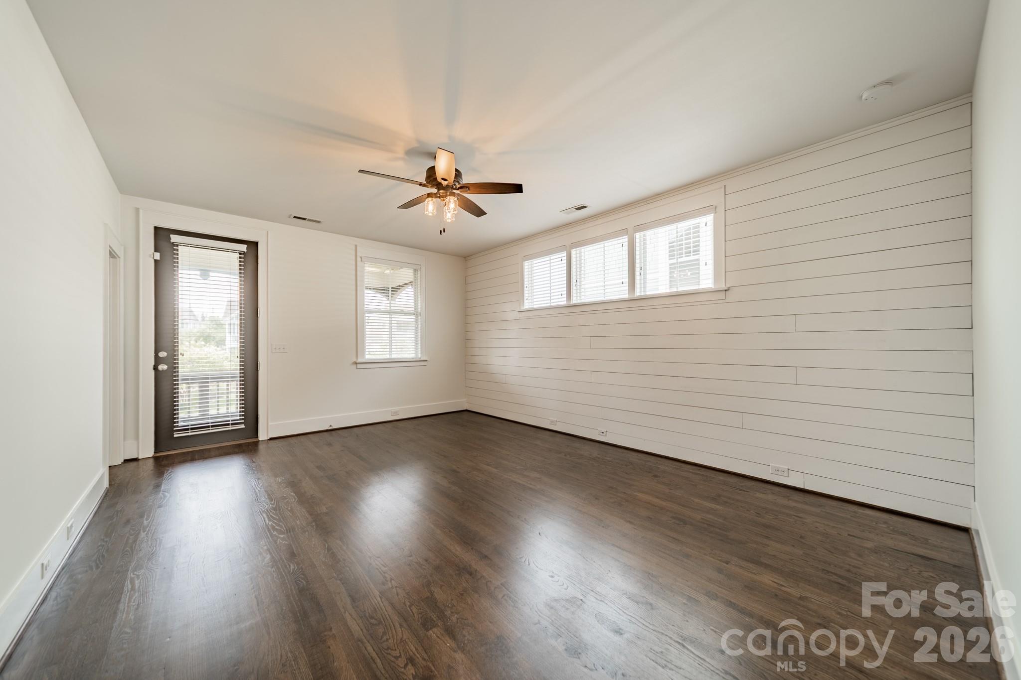 Riverwalk - Residential