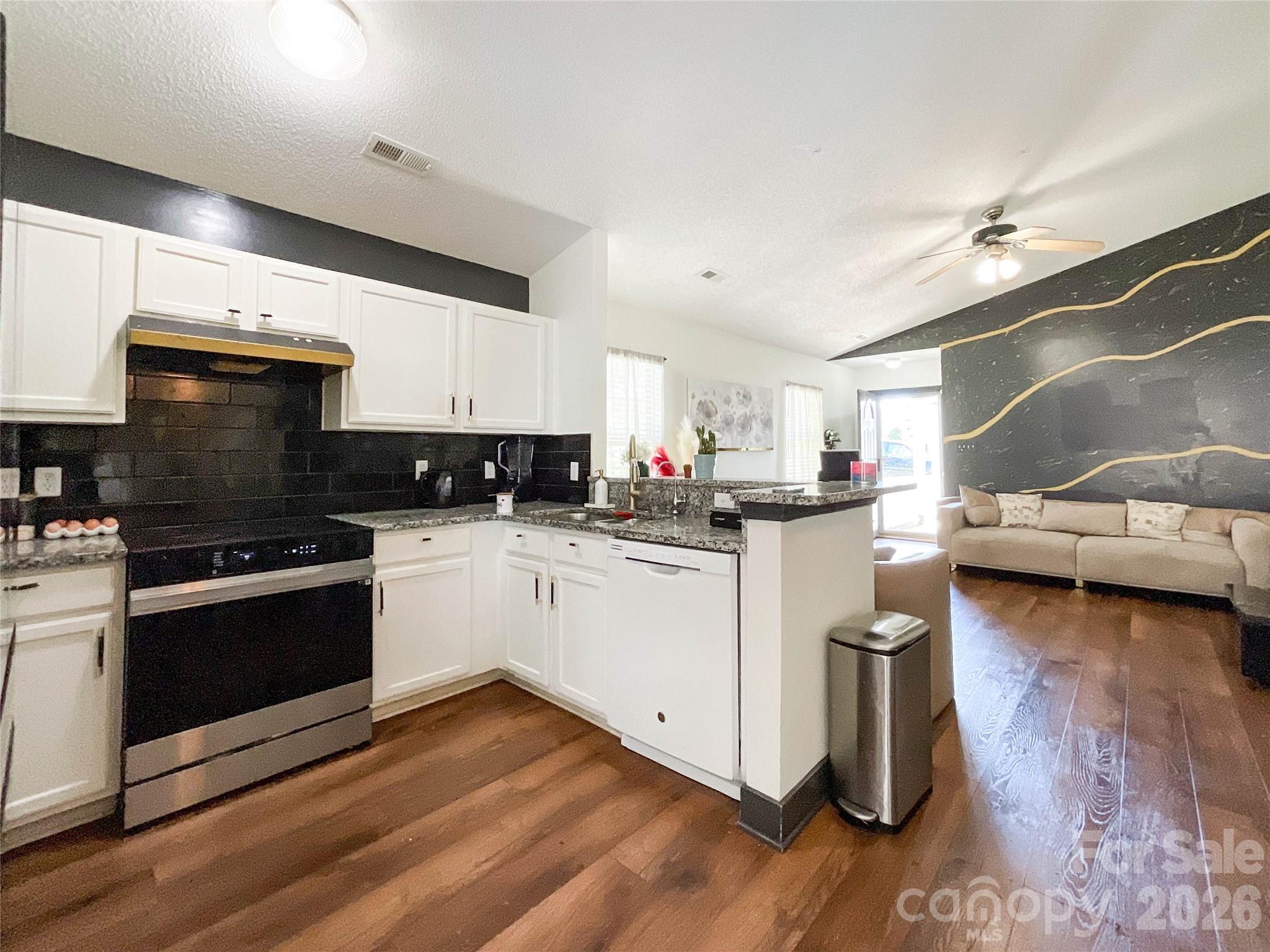 Stewarts Crossing - Residential