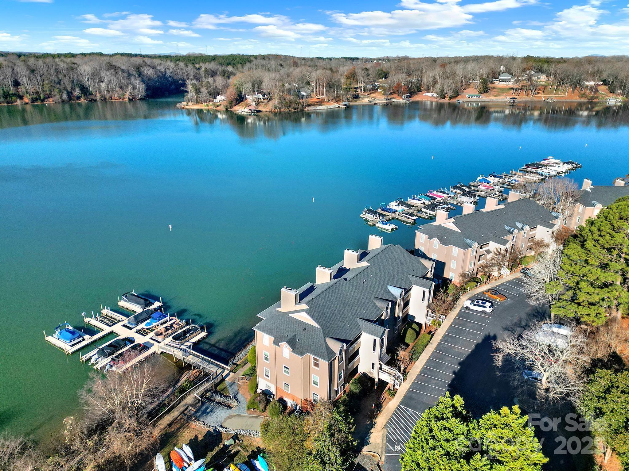 Emerald Point - Residential