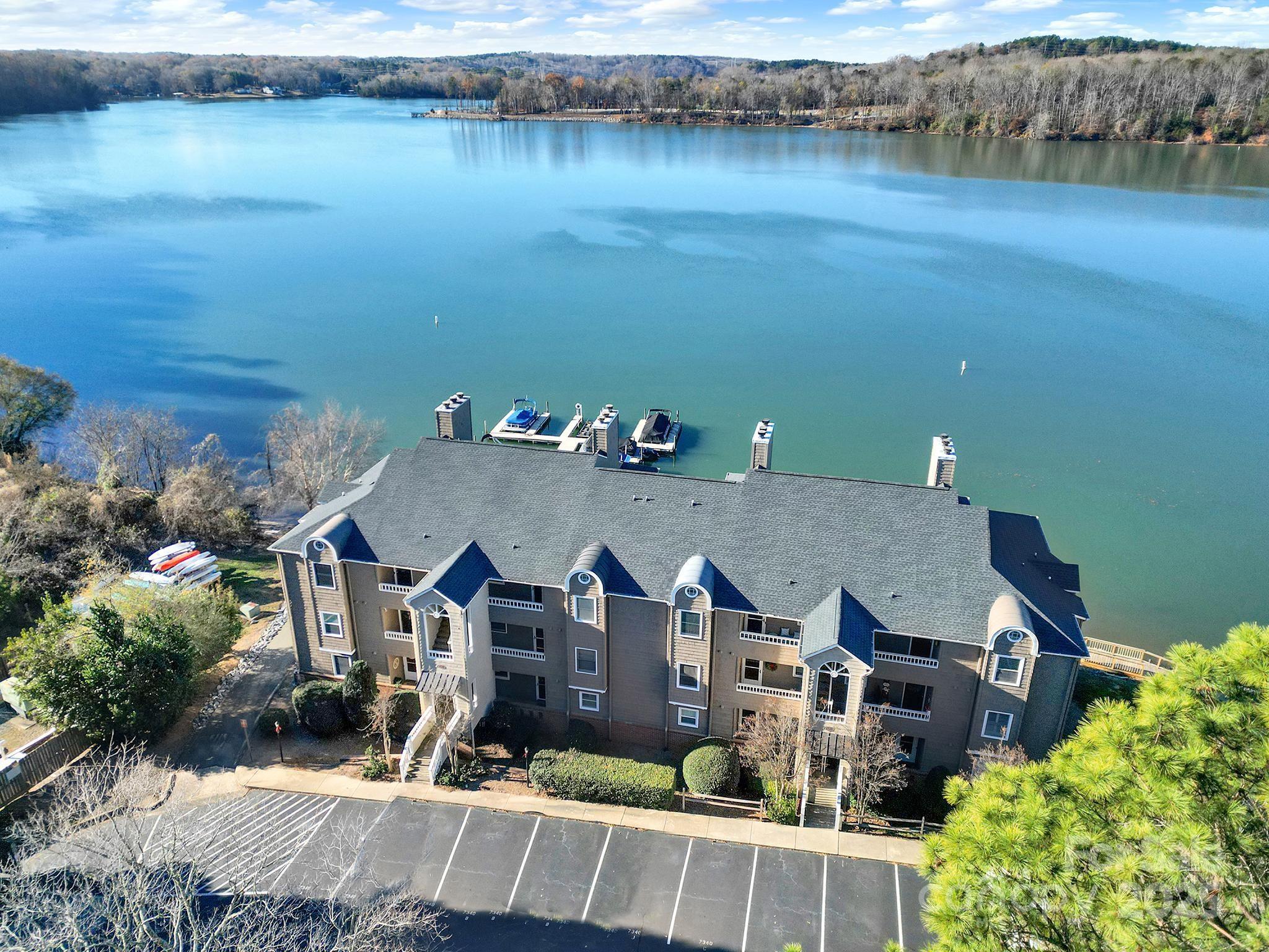 Emerald Point - Residential
