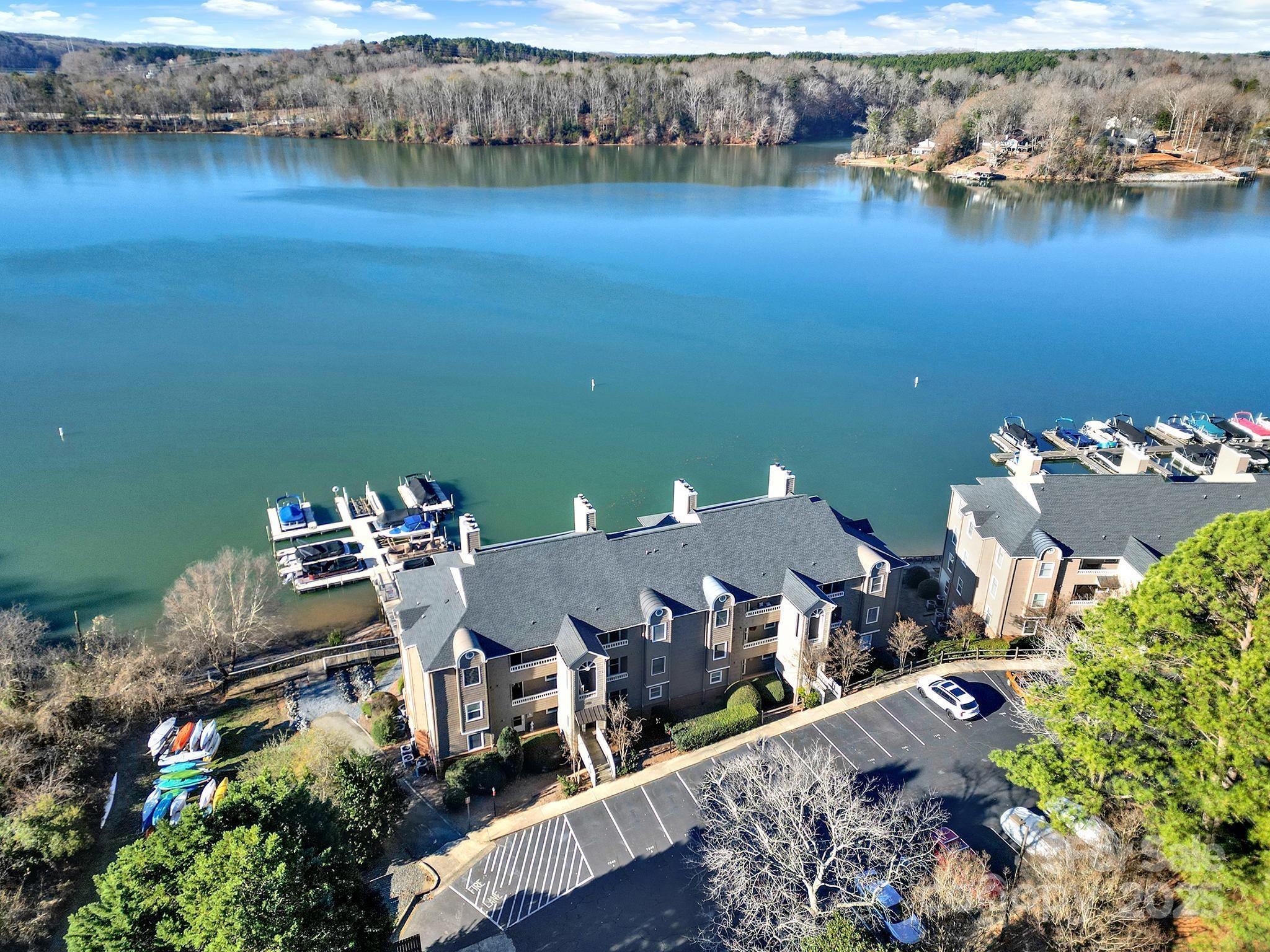 Emerald Point - Residential