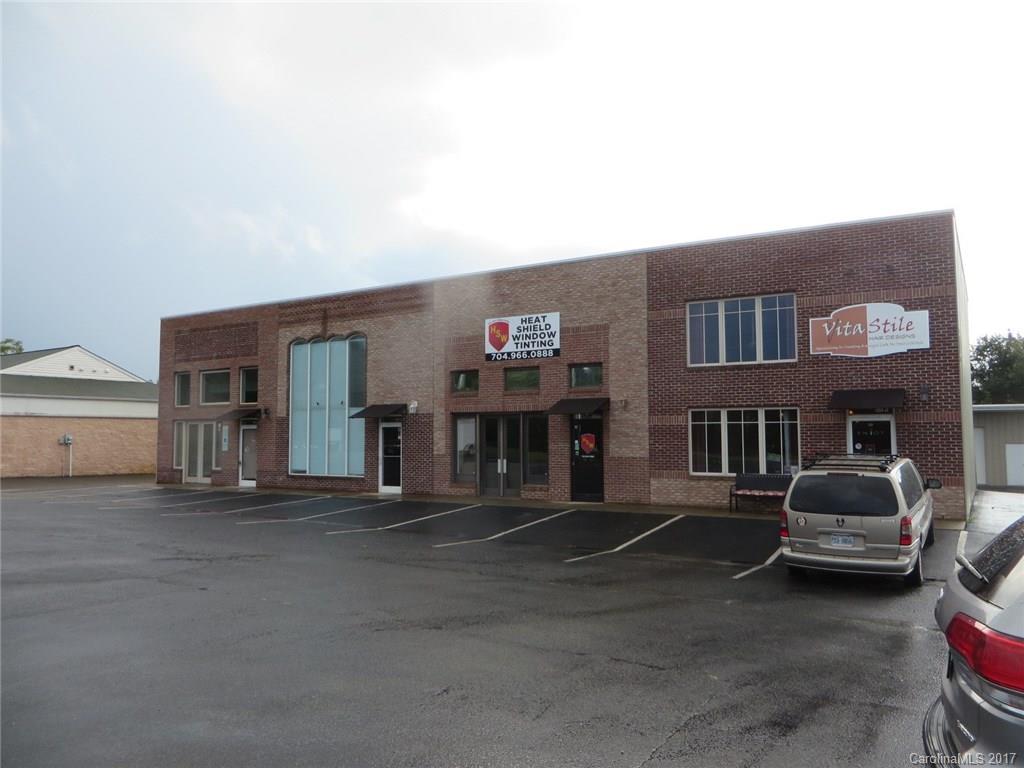 Great 900 Square Feet of heated space that is great for an office or small business. Entire space is heated and cooled with Store Front Entrance to show off your business. Ample paved parking spaces.  Tenant would be responsible for upfitting space for business needs. Landlord pay water & garbage pick-up. Additional 1800 square feet of space available by combining units next door.