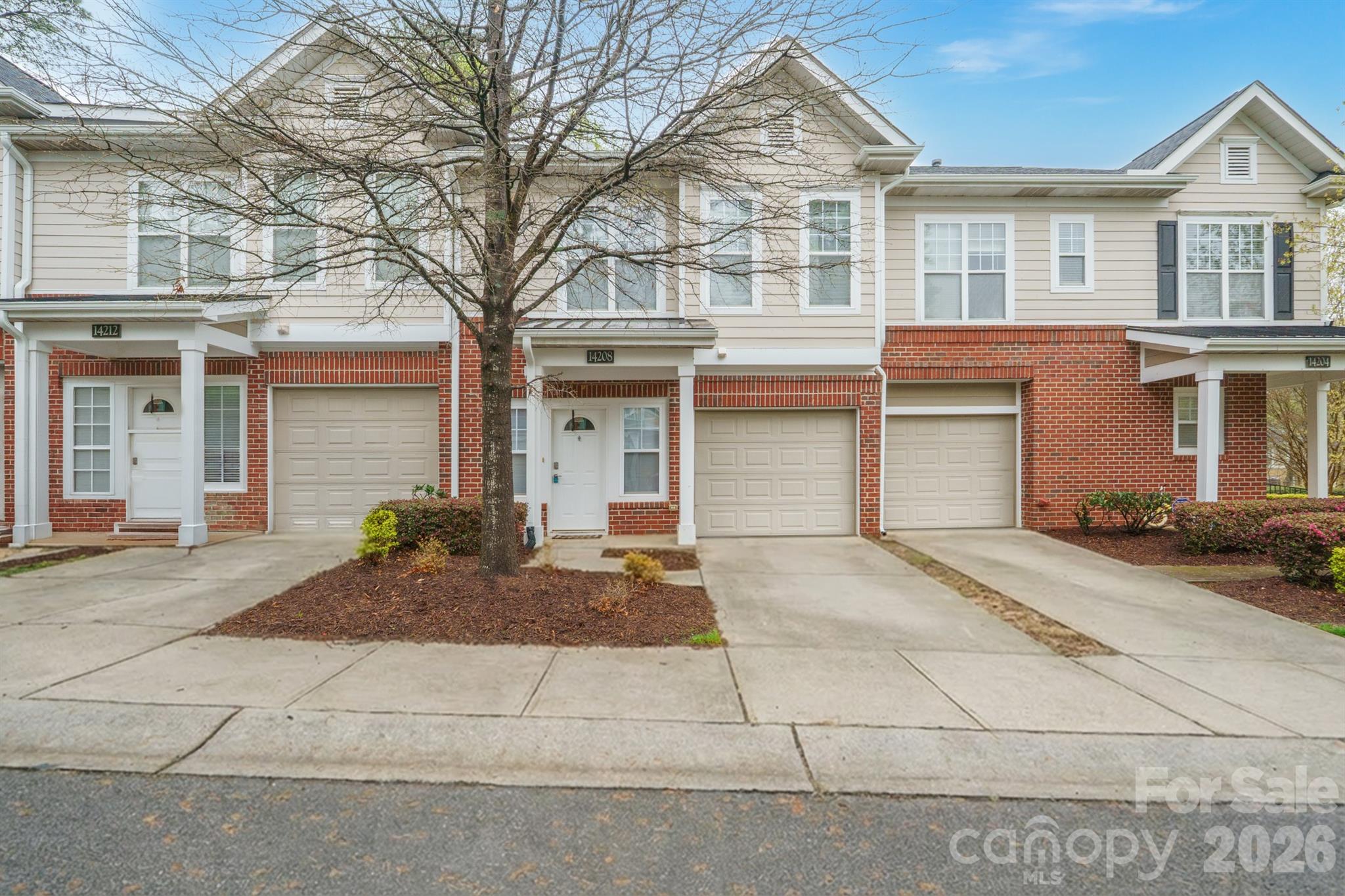 Coventry Court Townhomes - Residential