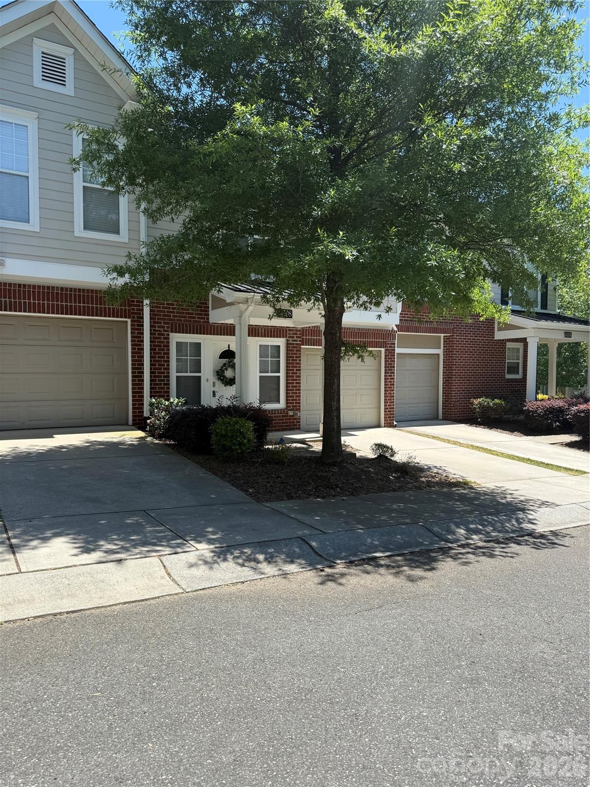 Coventry Court Townhomes - Residential
