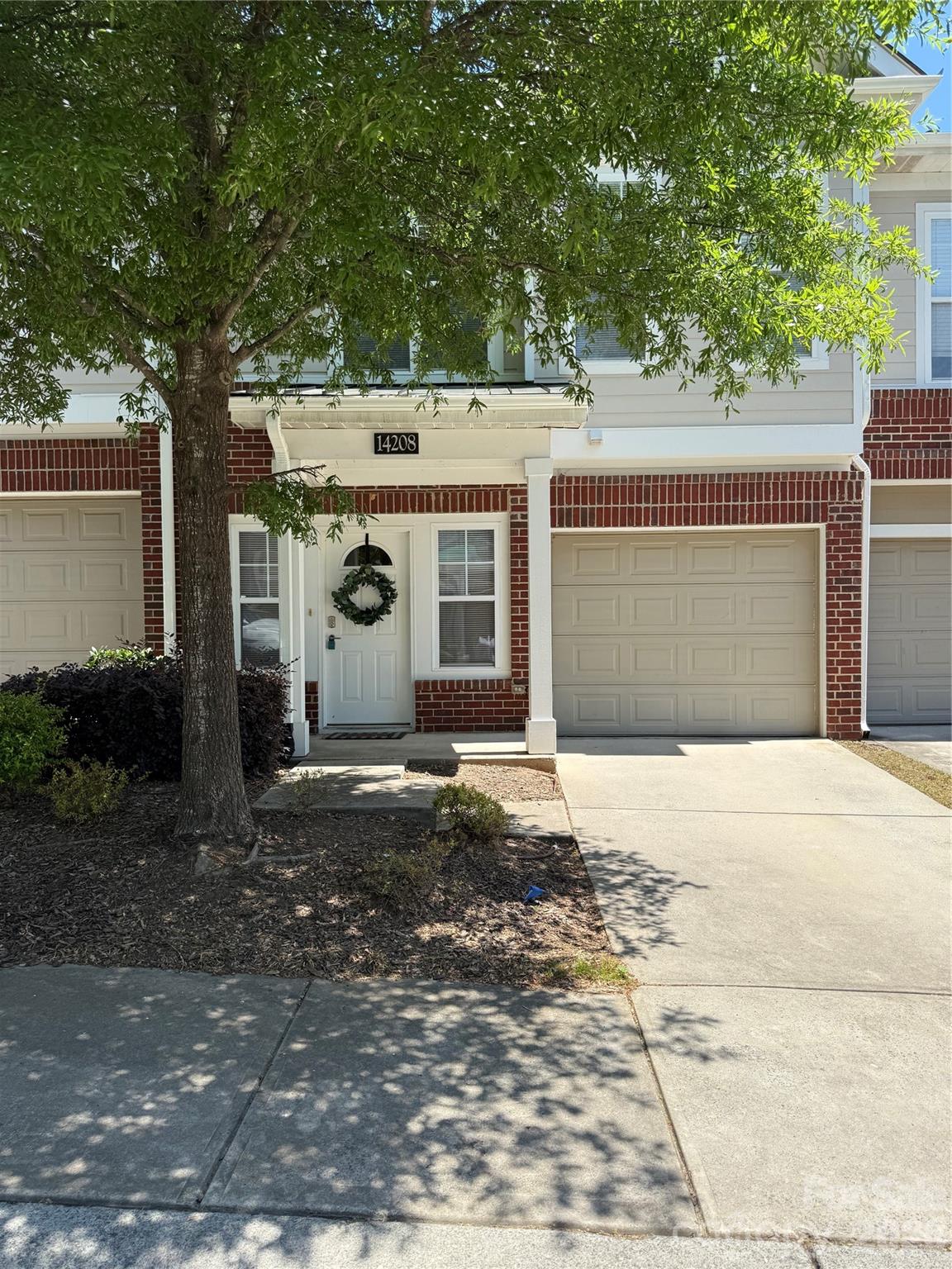 Coventry Court Townhomes - Residential
