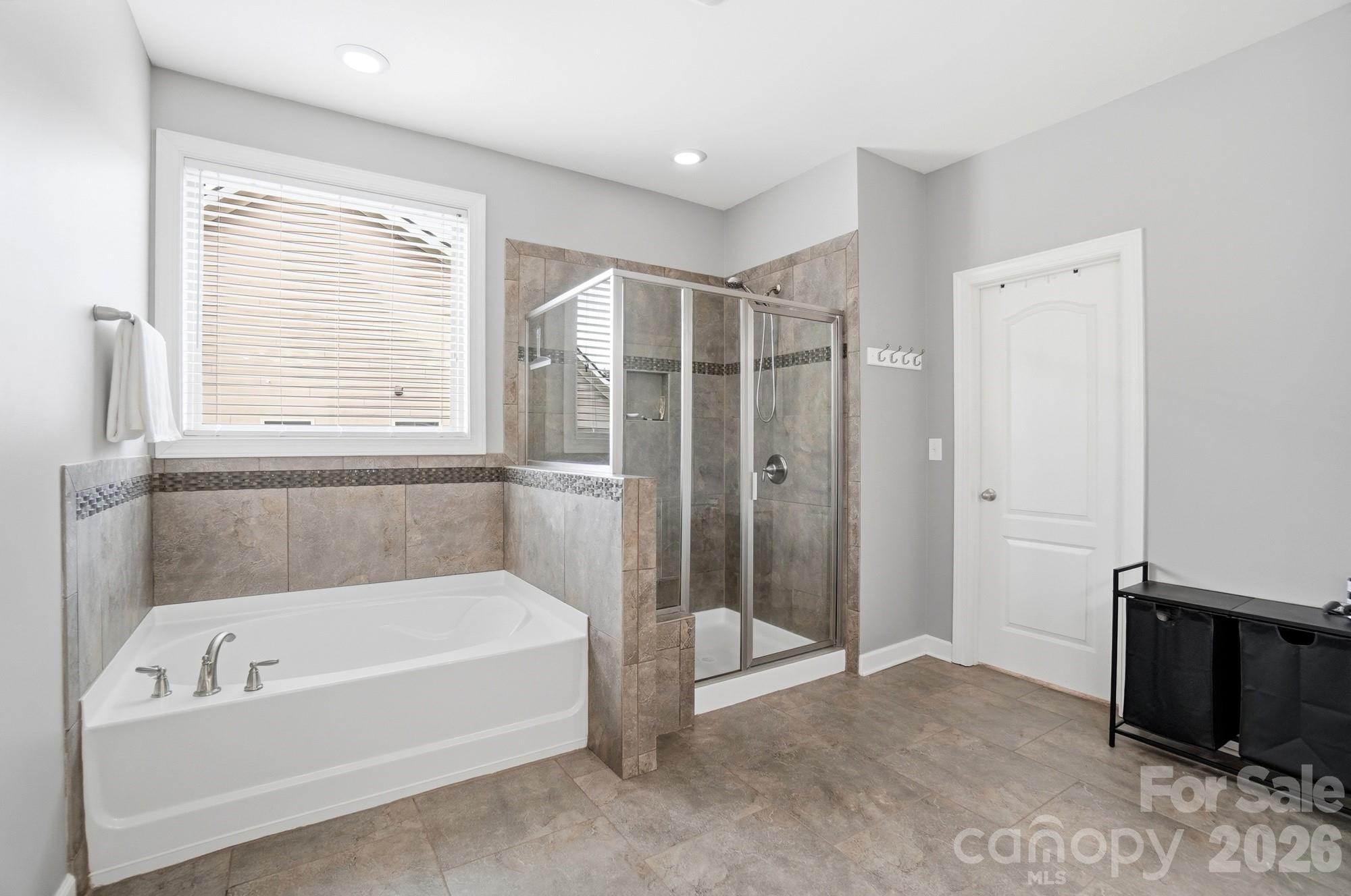 Lake Ridge - Residential