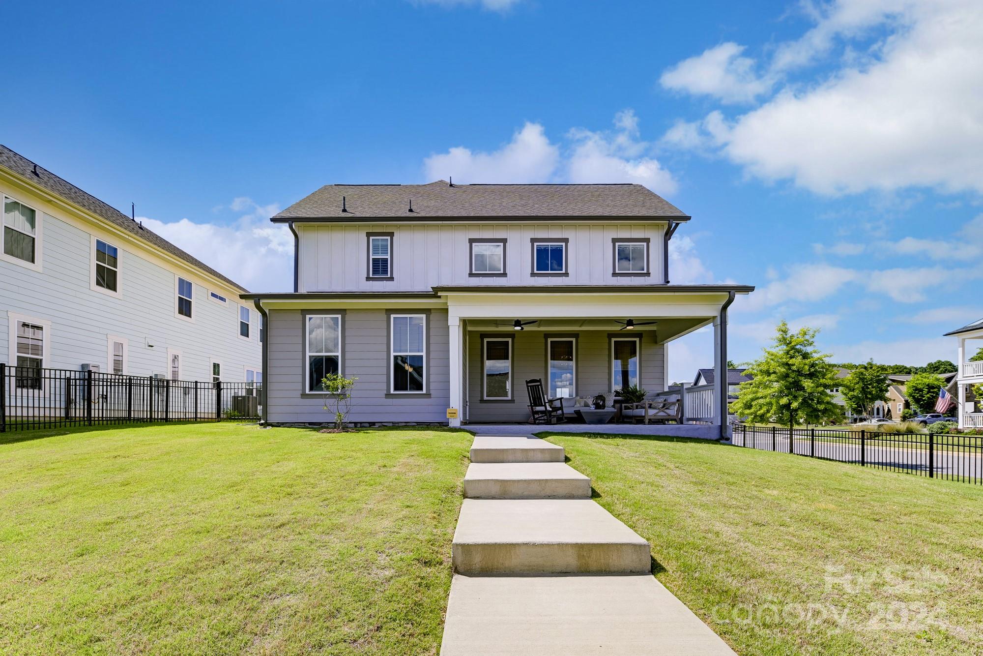 Riverwalk - Residential