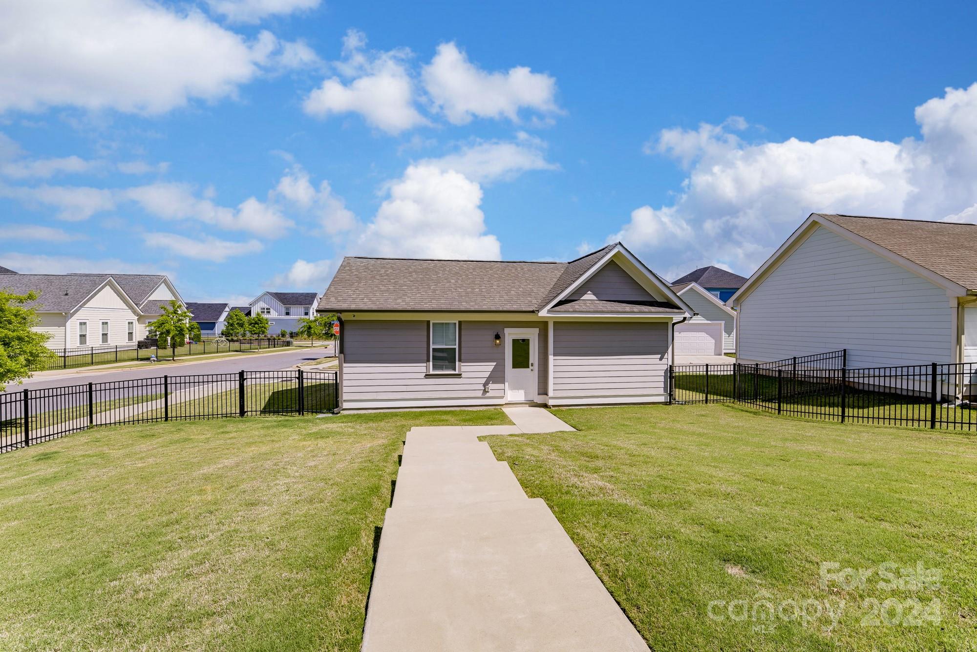 Riverwalk - Residential