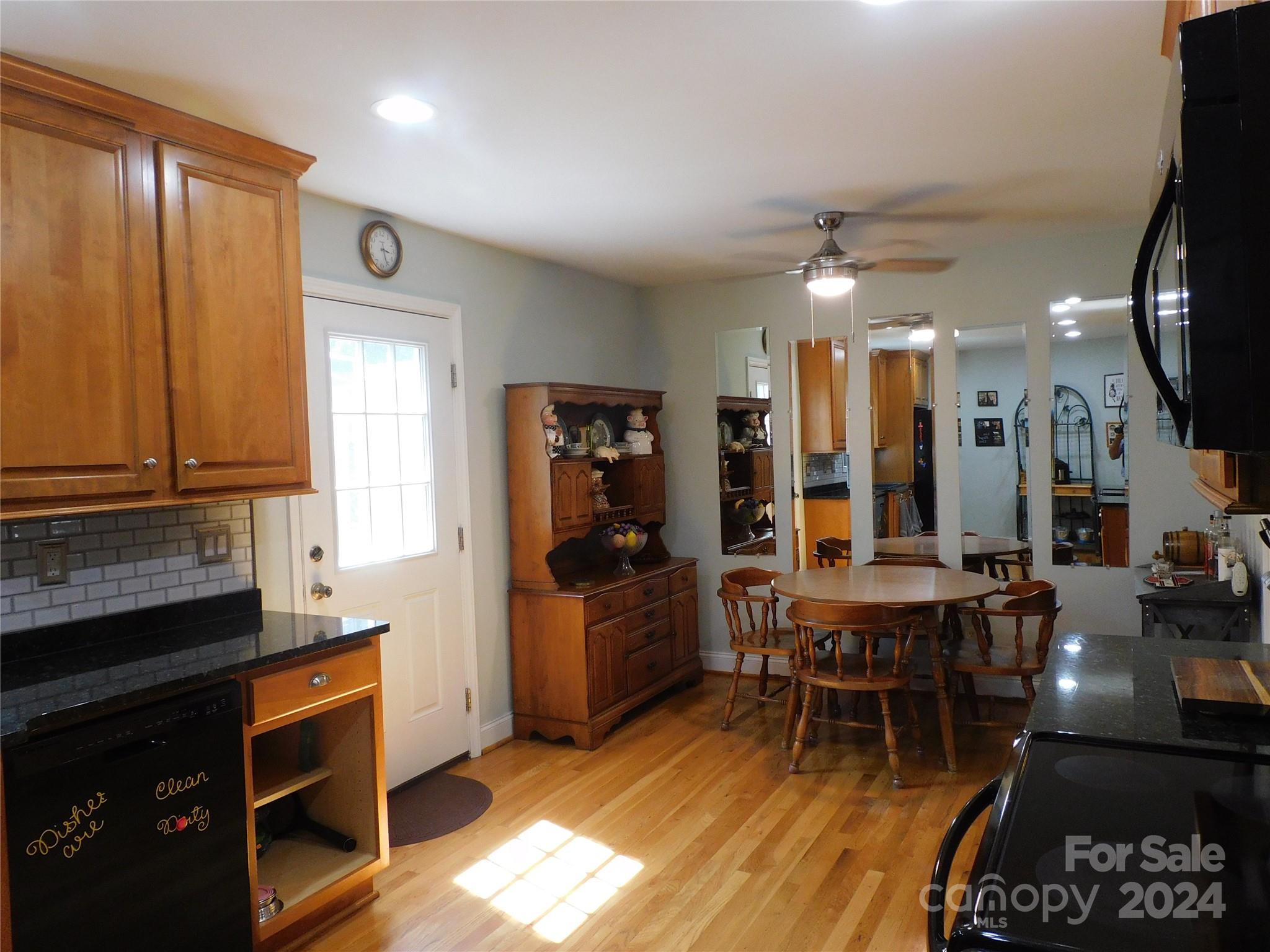 Caroline Acres - Residential