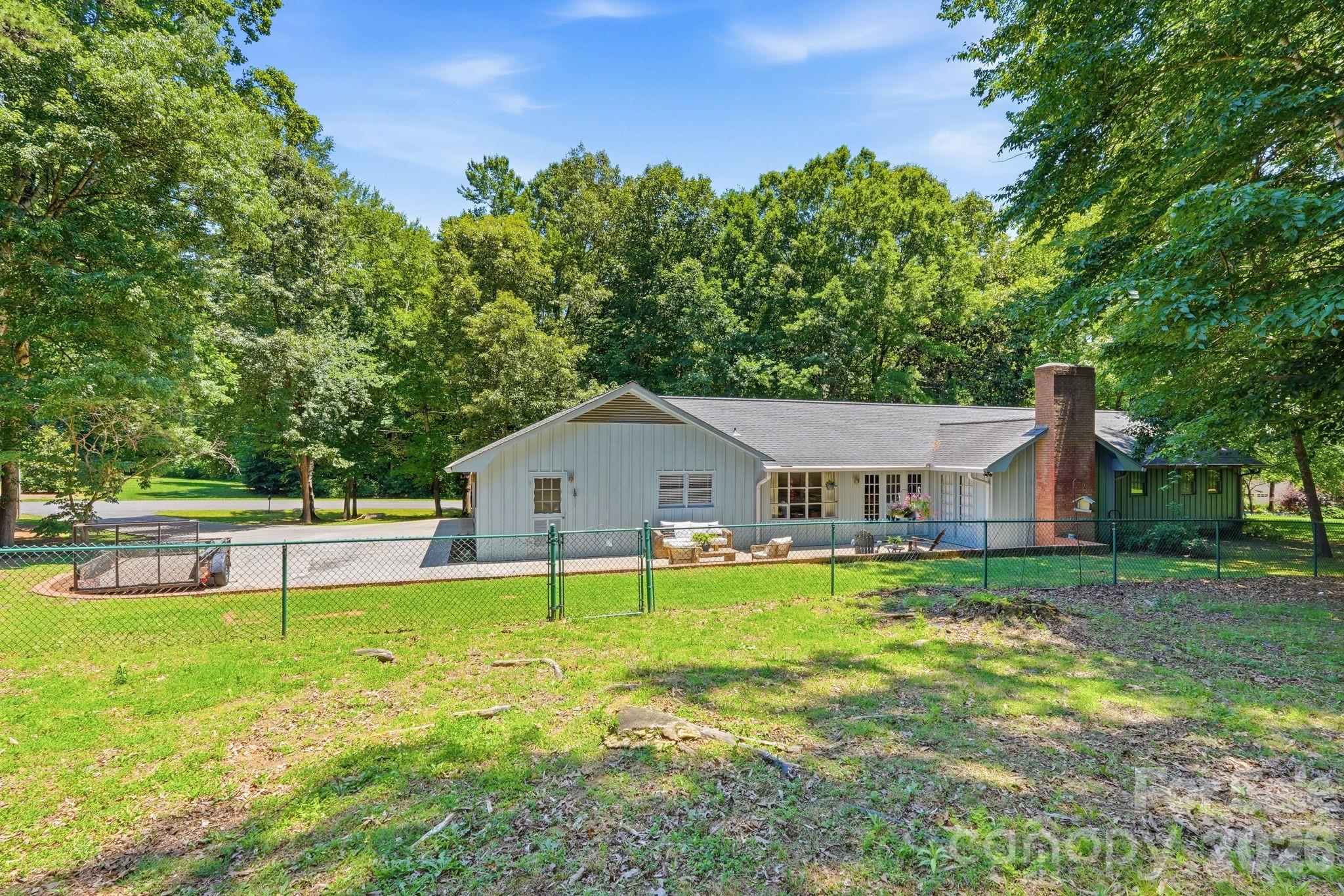 Shannon Acres - Residential