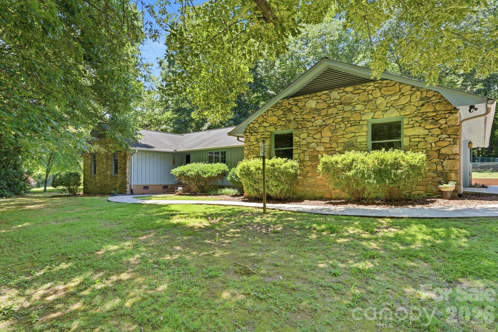 Shannon Acres - Residential