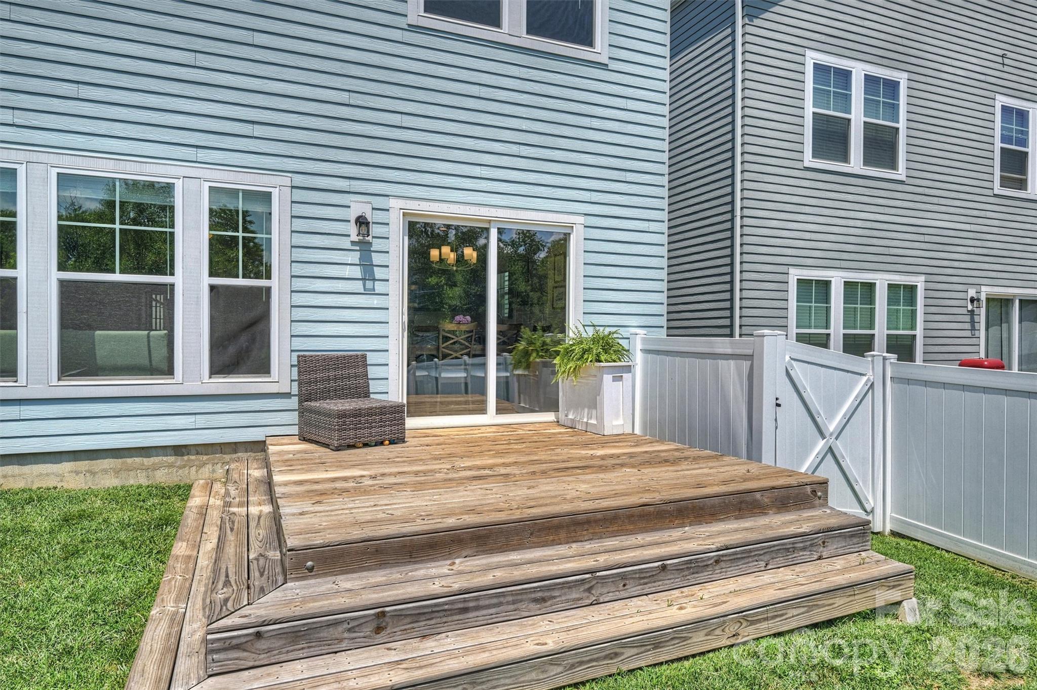 Walden Pond - Residential