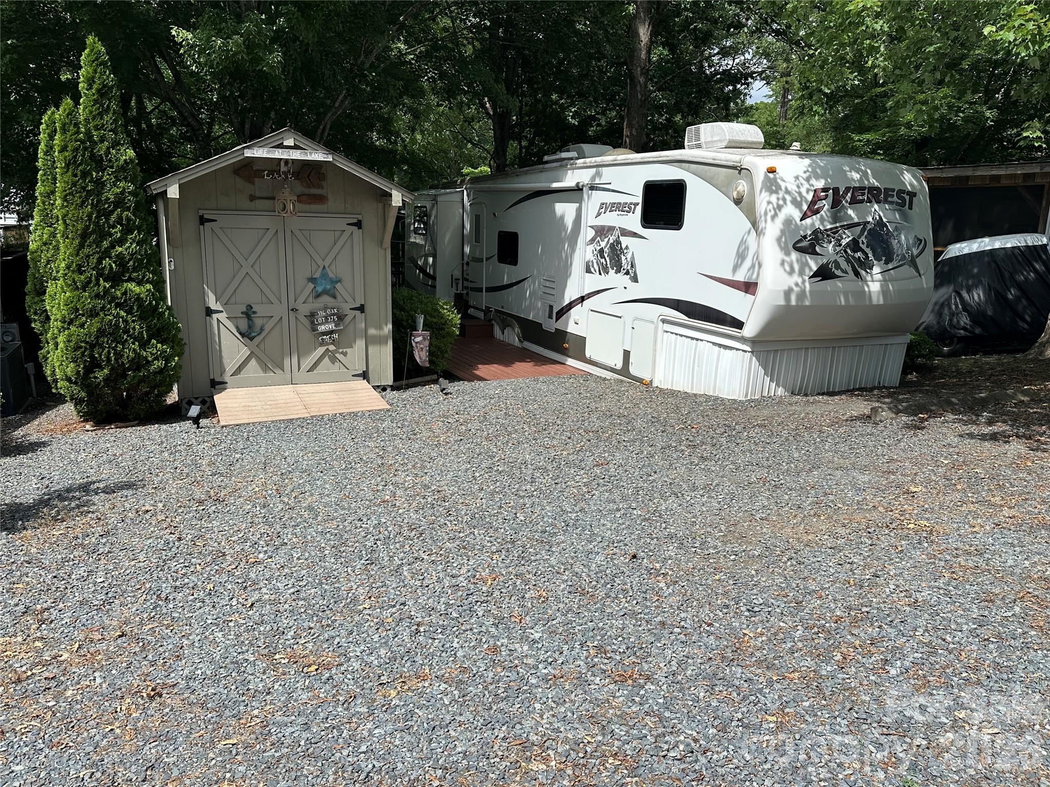 Badin Shores Resort - Residential