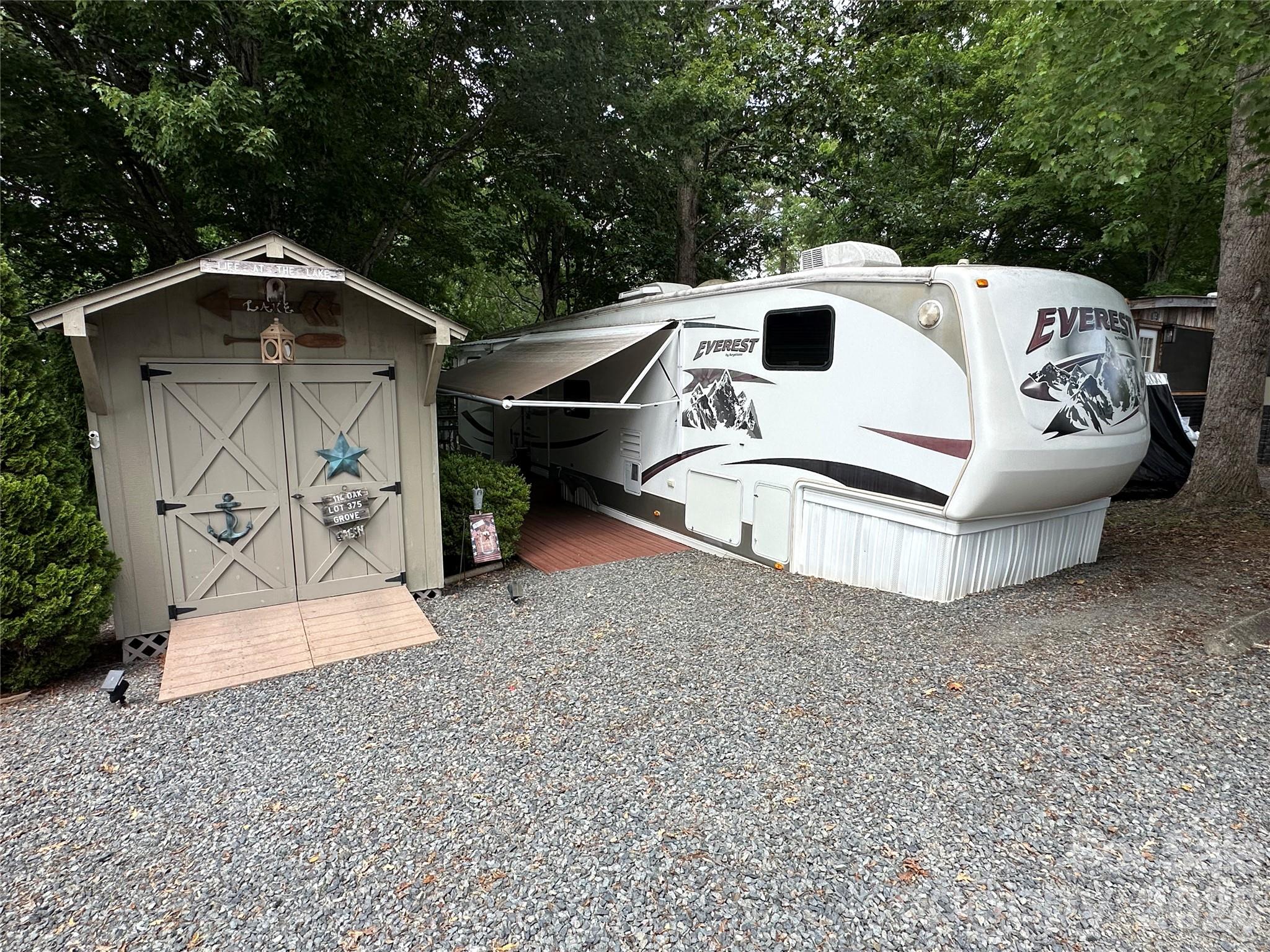 Badin Shores Resort - Residential
