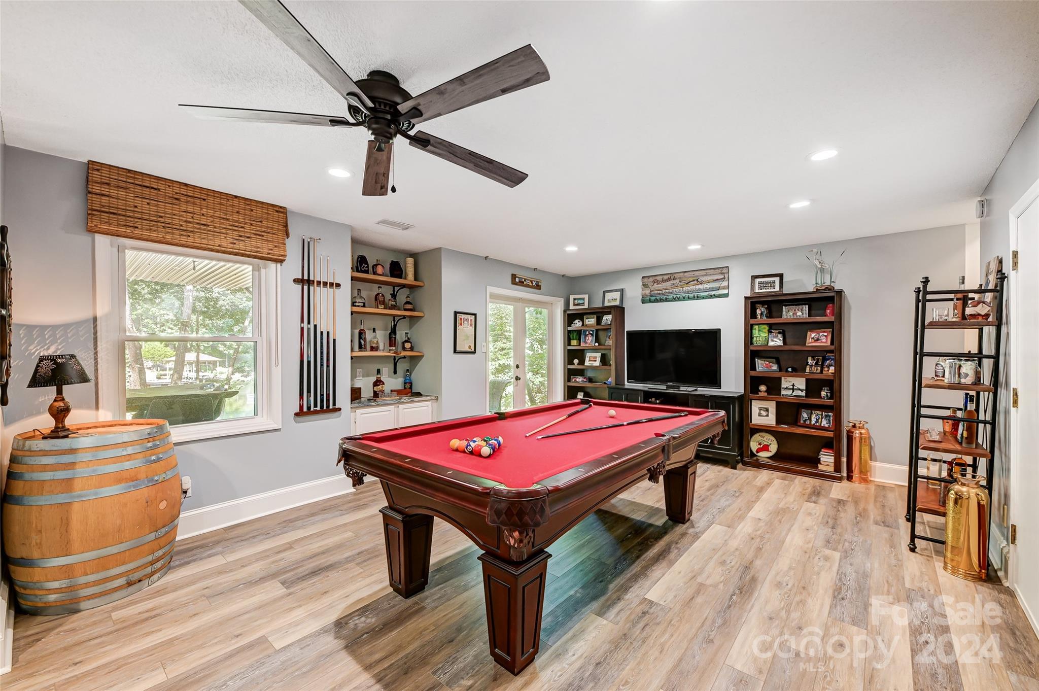 River Hills - Residential