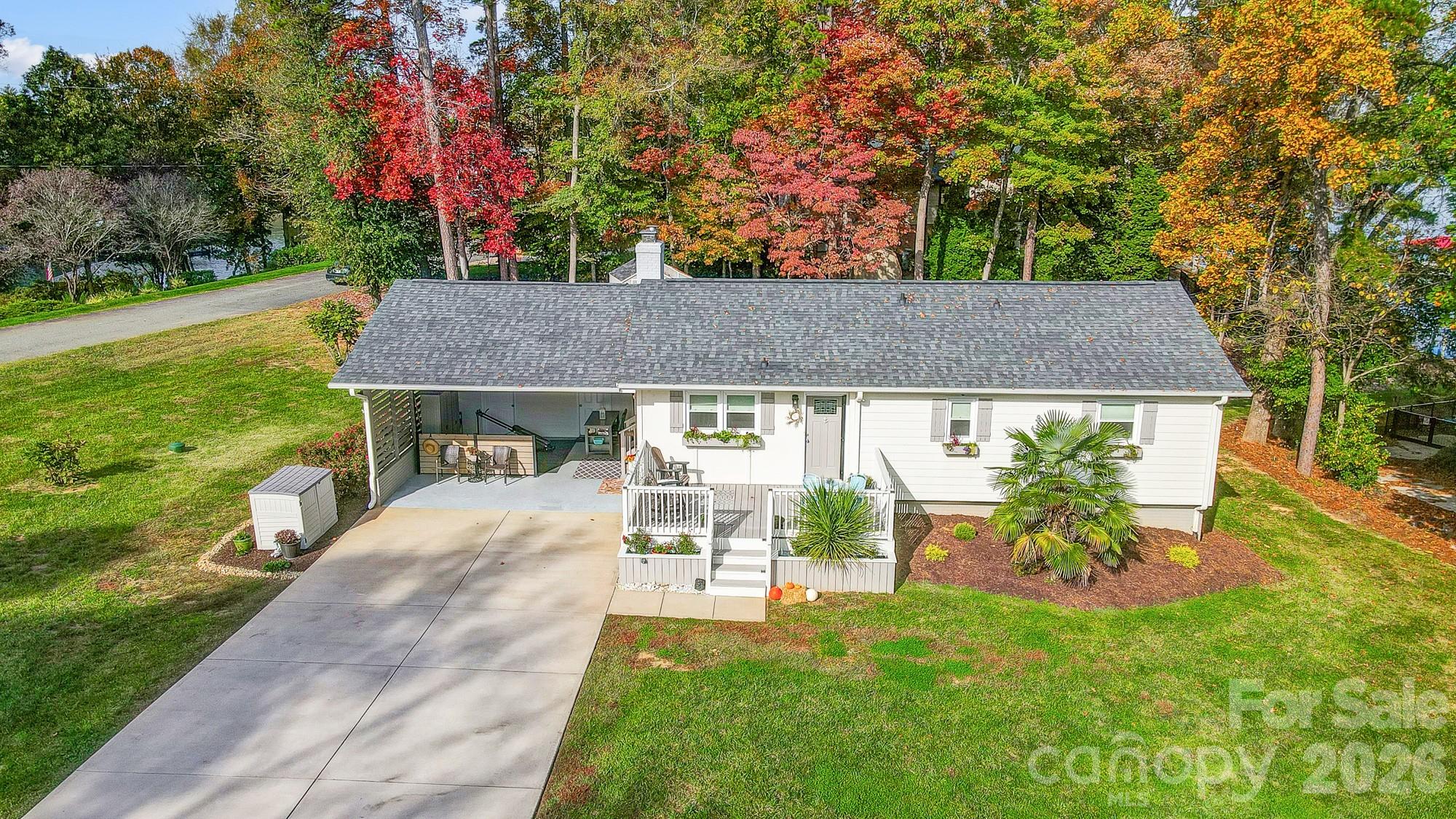 Island Point - Residential