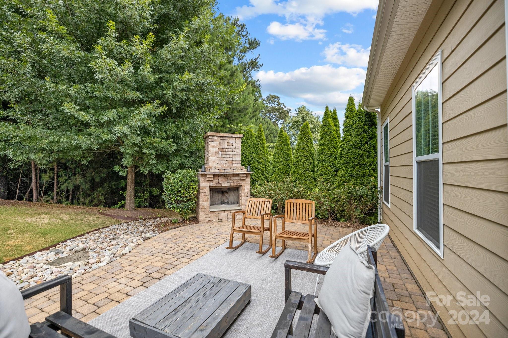 Lake Ridge - Residential