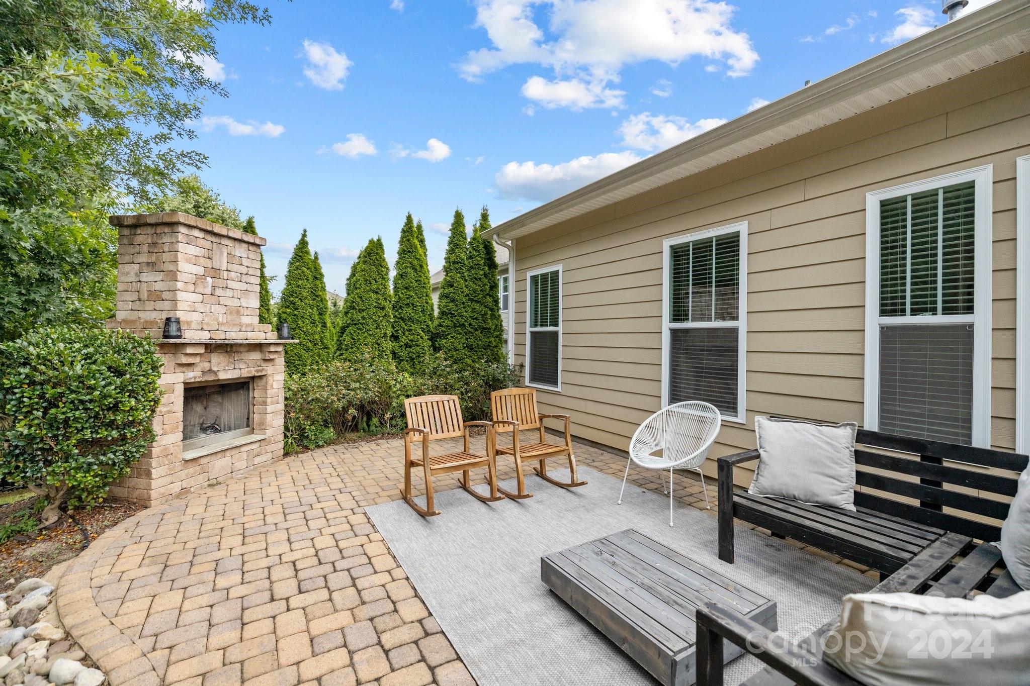 Lake Ridge - Residential