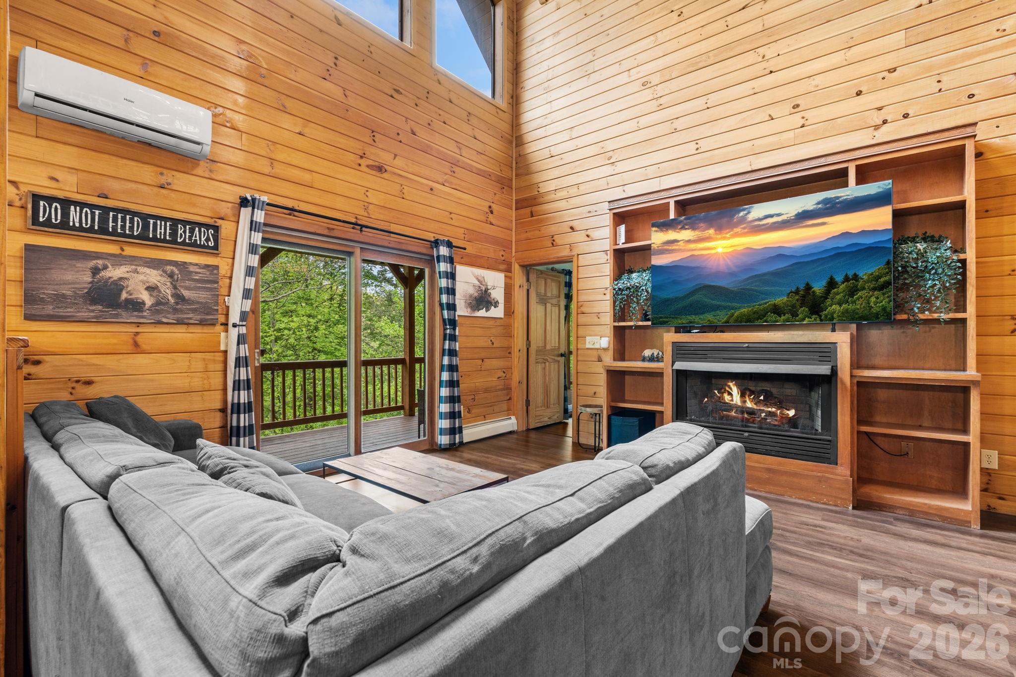 Mt. Mitchell Lands - Residential