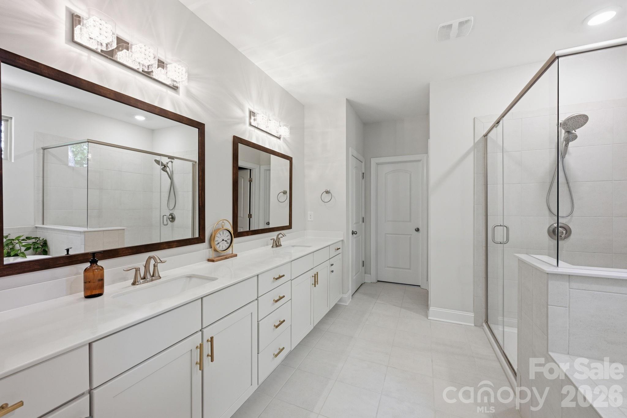 Hollybrook - Residential