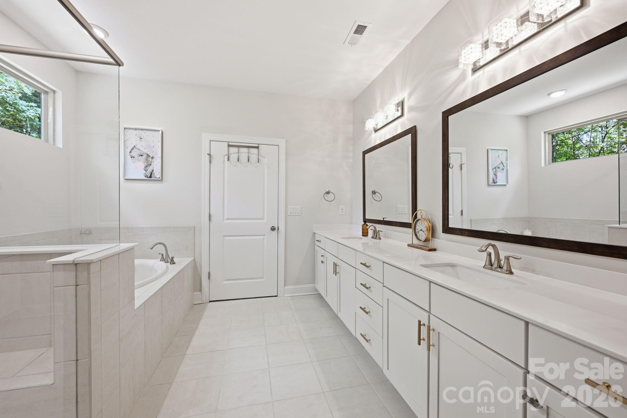 Hollybrook - Residential