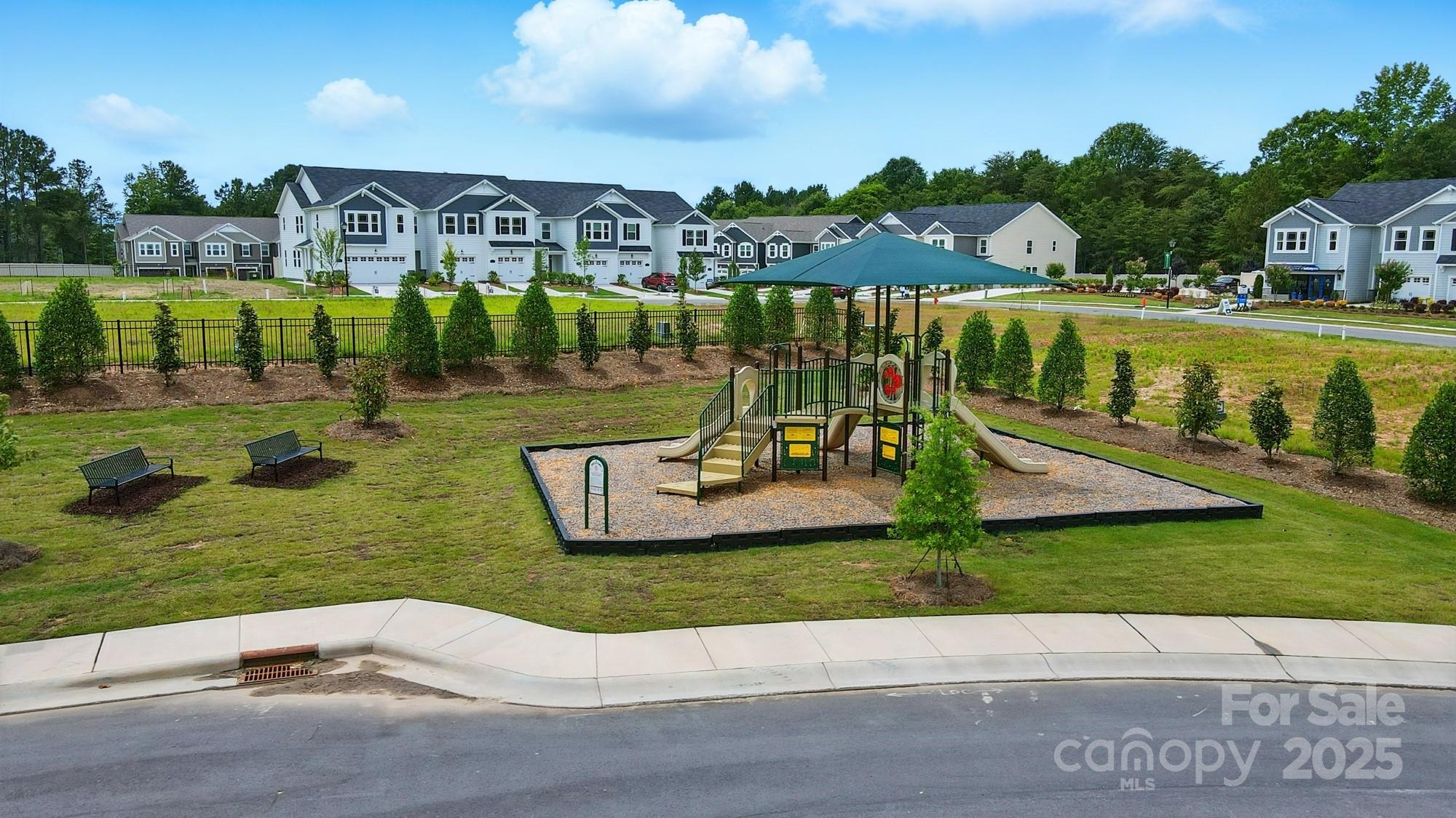 Arbor Chase - Residential