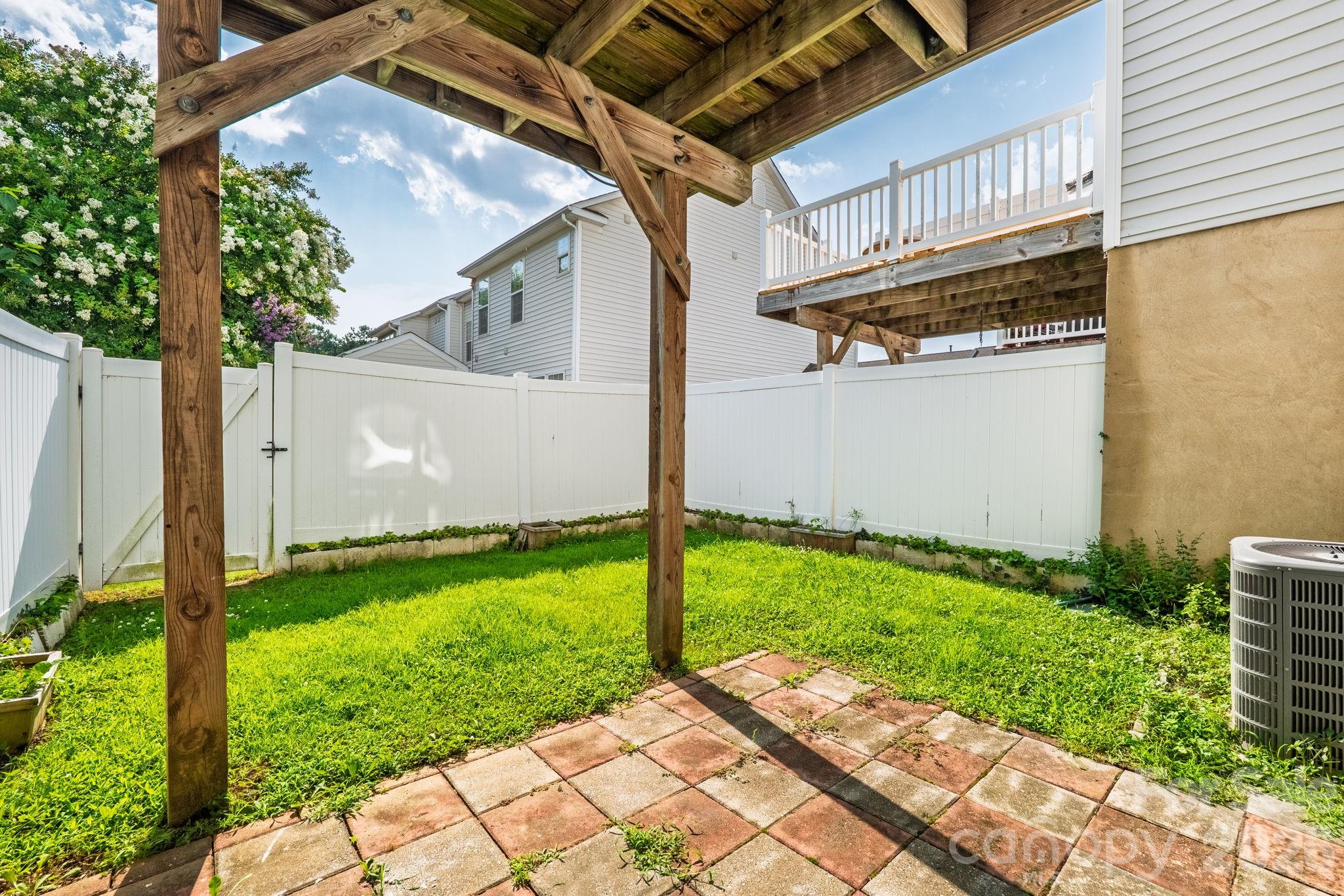 Garden Oaks - Residential