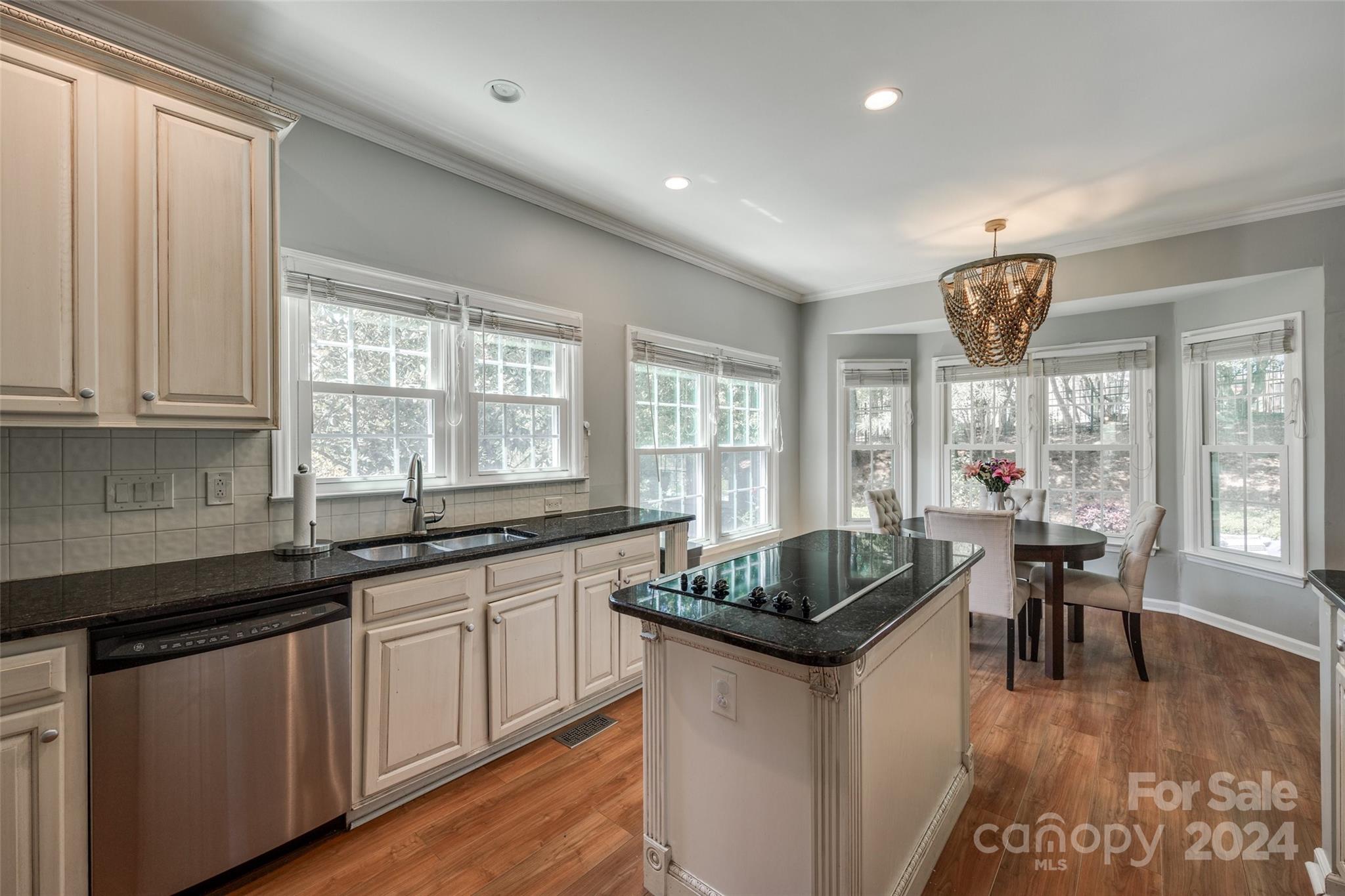 Thornhill - Residential