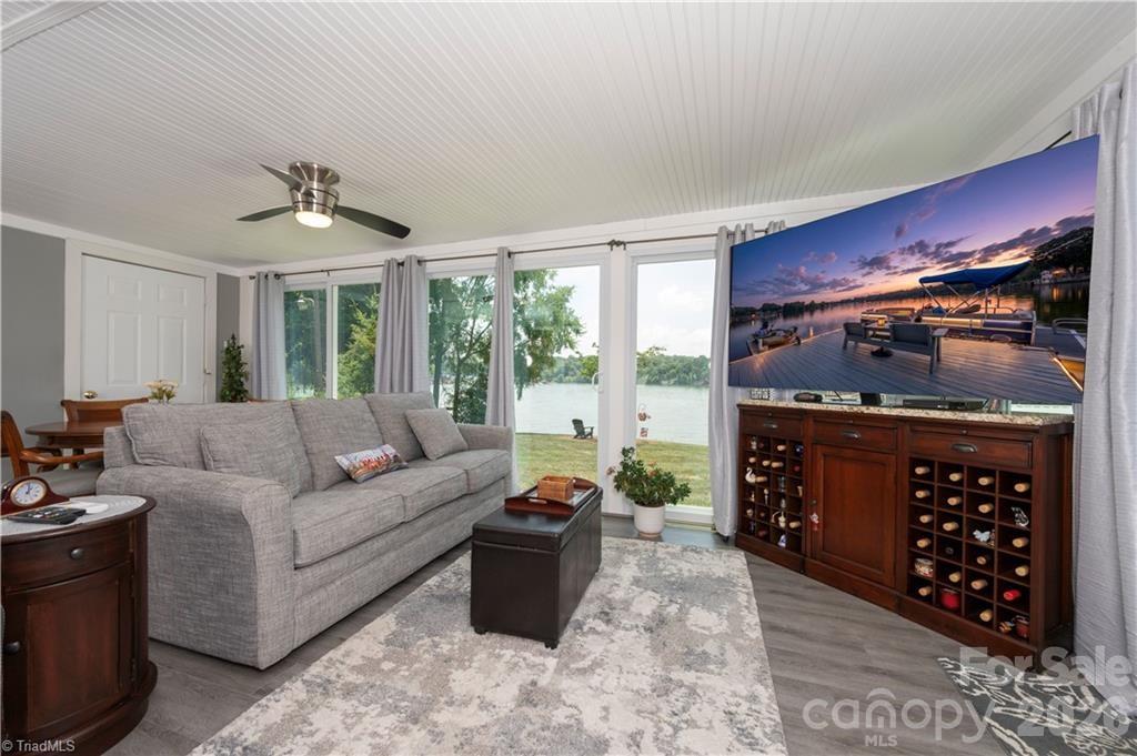 High Rock Lake - Residential