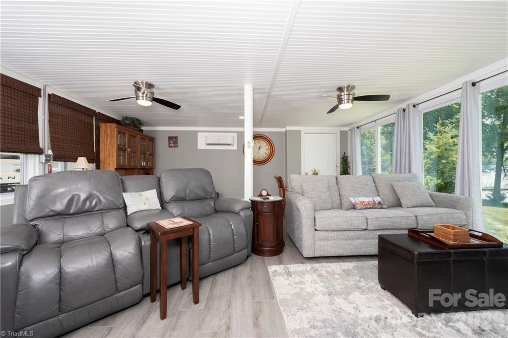 High Rock Lake - Residential