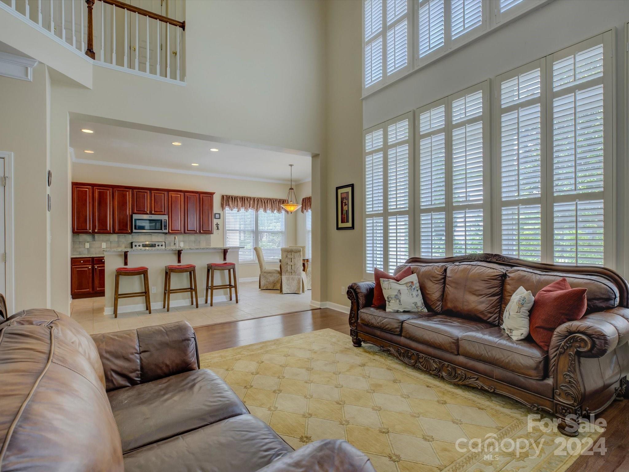 Lakeshore - Residential