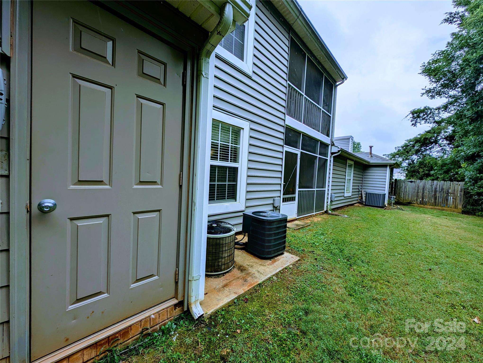 Fairlawn Villas - Residential